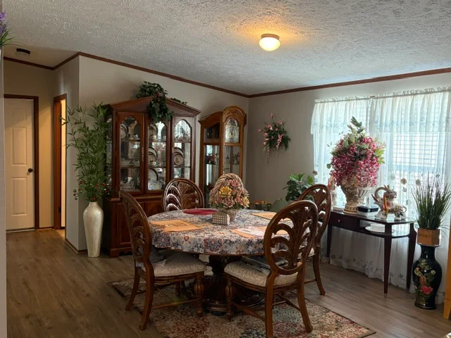 58331 Meadow Creek Blvd manufactured home in Meadow Creek, New Haven, MI — photo 10