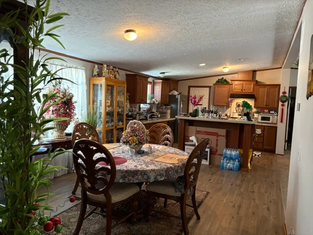 58331 Meadow Creek Blvd manufactured home in Meadow Creek, New Haven, MI — photo 11
