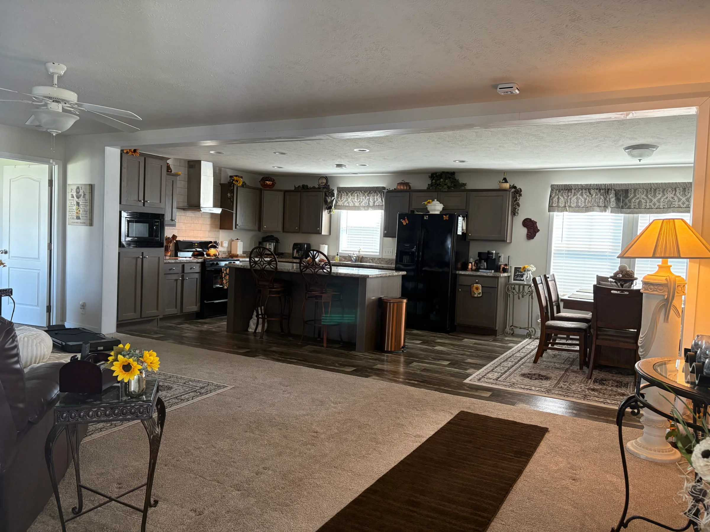 37771 Wolcott Lane manufactured home in Millstone Pond, Lenox, MI — photo 6