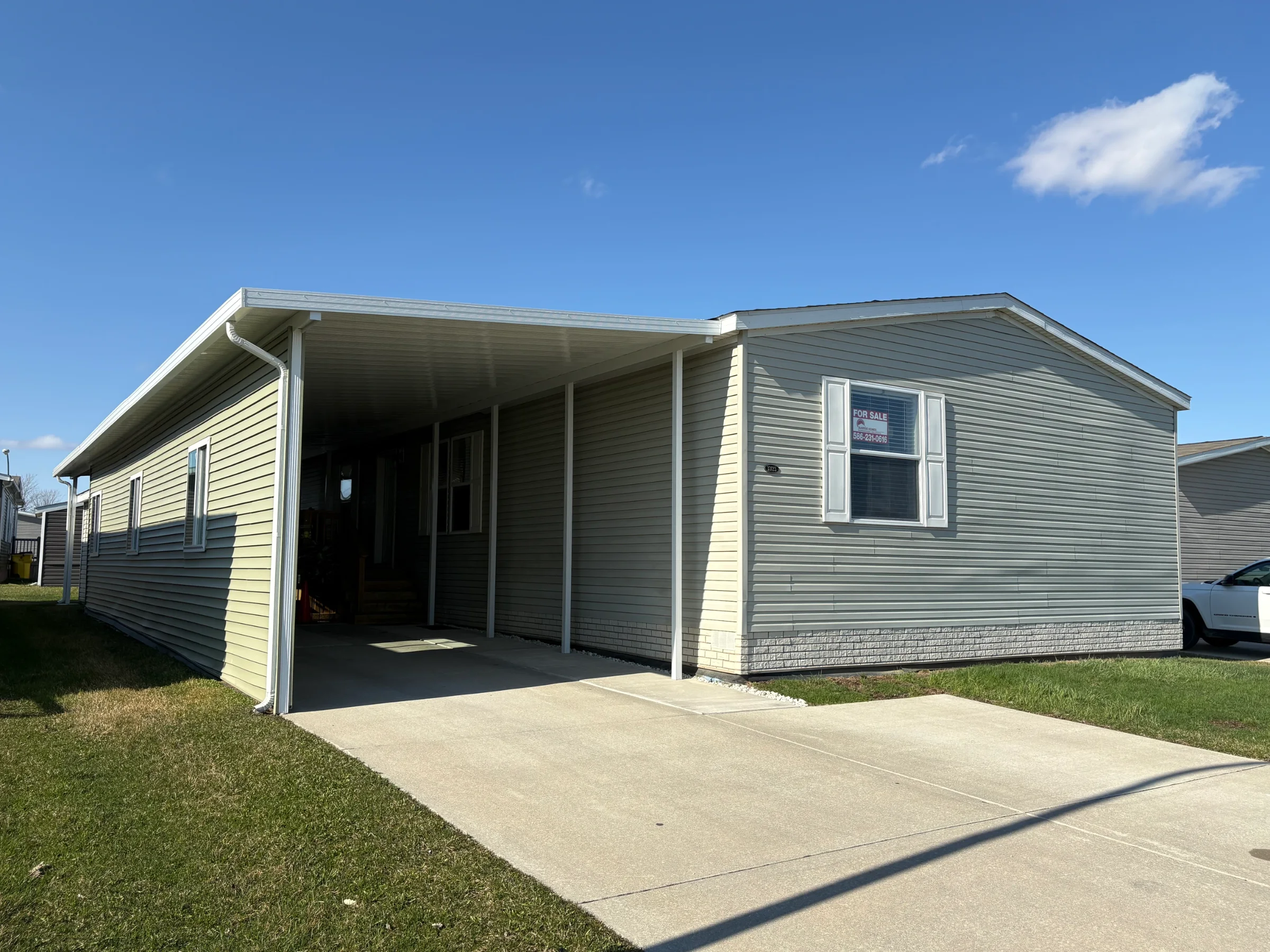 33123 Aspen Court manufactured home in Meadow Creek, New Haven, MI