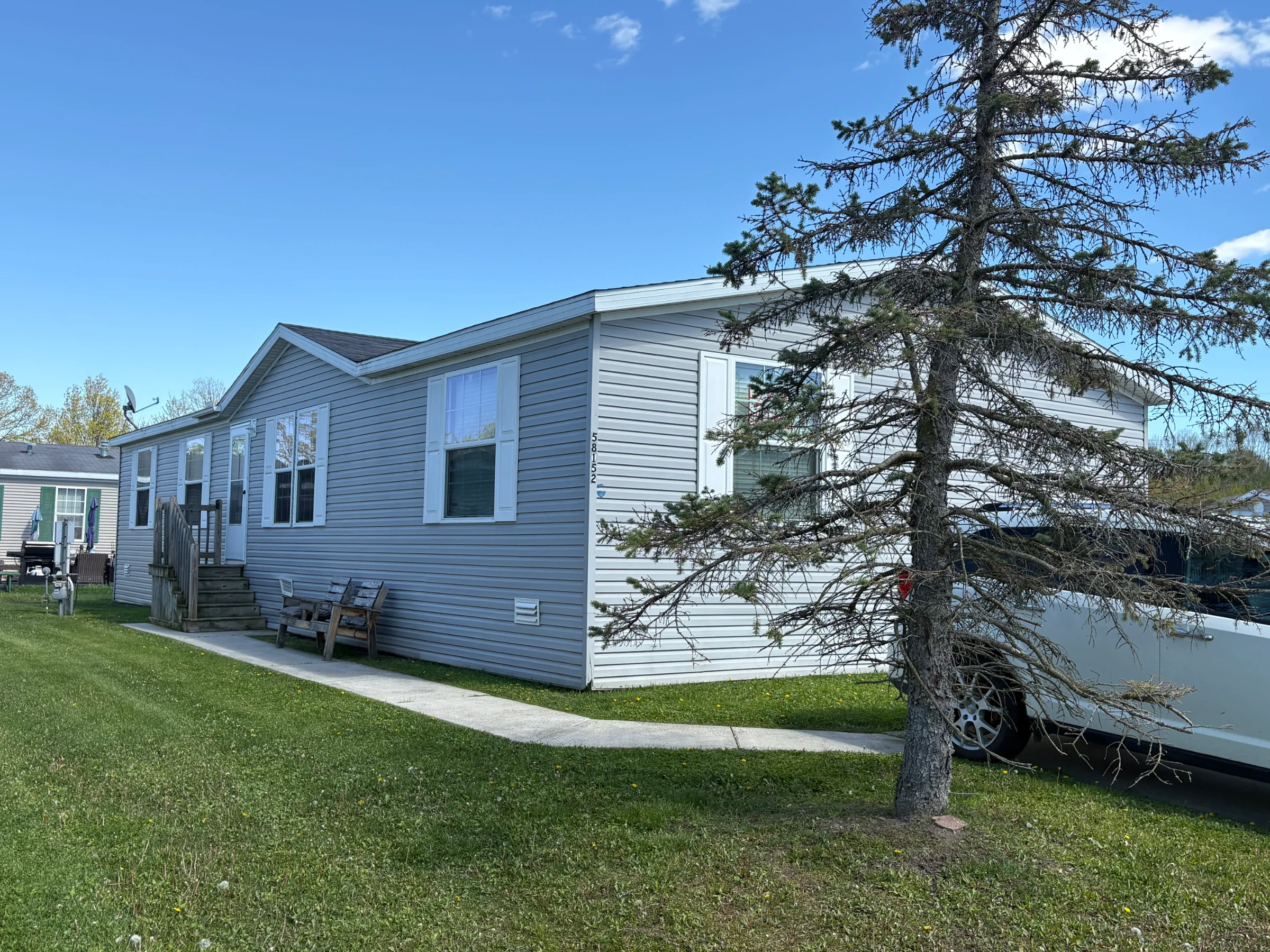 58152 Meadow Creek Blvd manufactured home in Meadow Creek, New Haven, MI