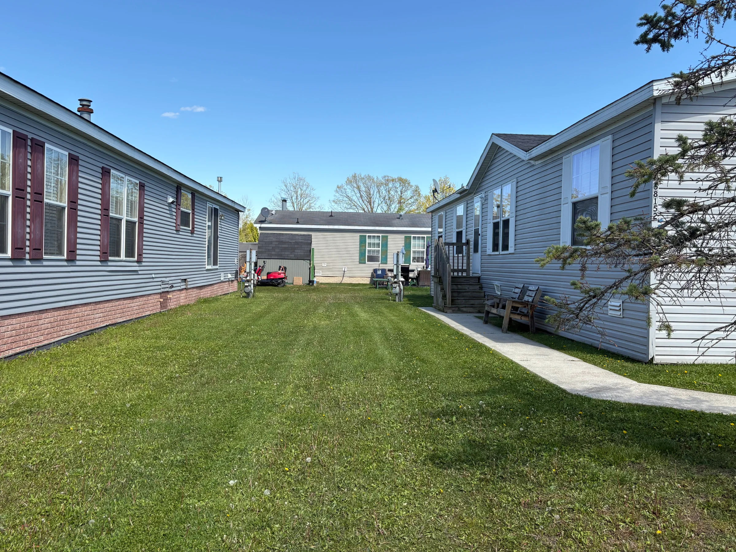 58152 Meadow Creek Blvd manufactured home in Meadow Creek, New Haven, MI — photo 4