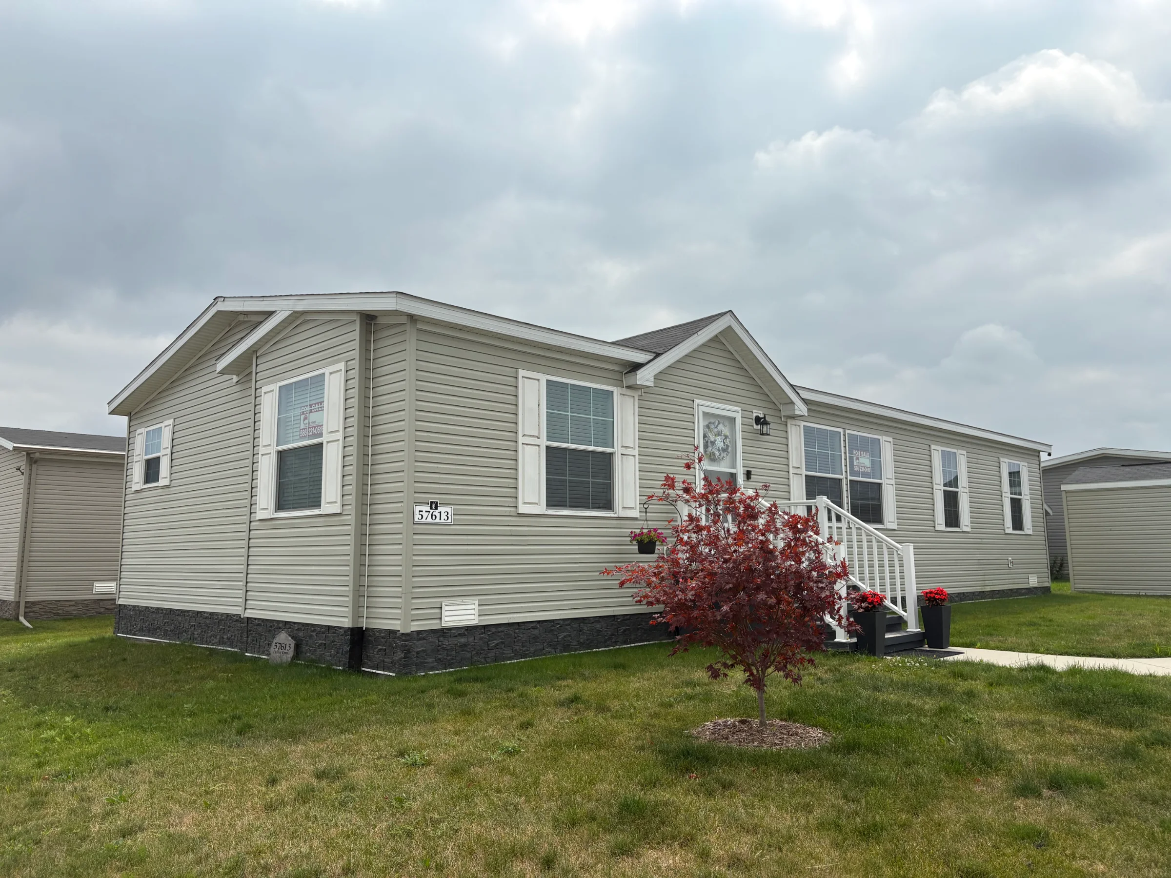 57613 Fuller Ct manufactured home in Millstone Pond, Lenox, MI