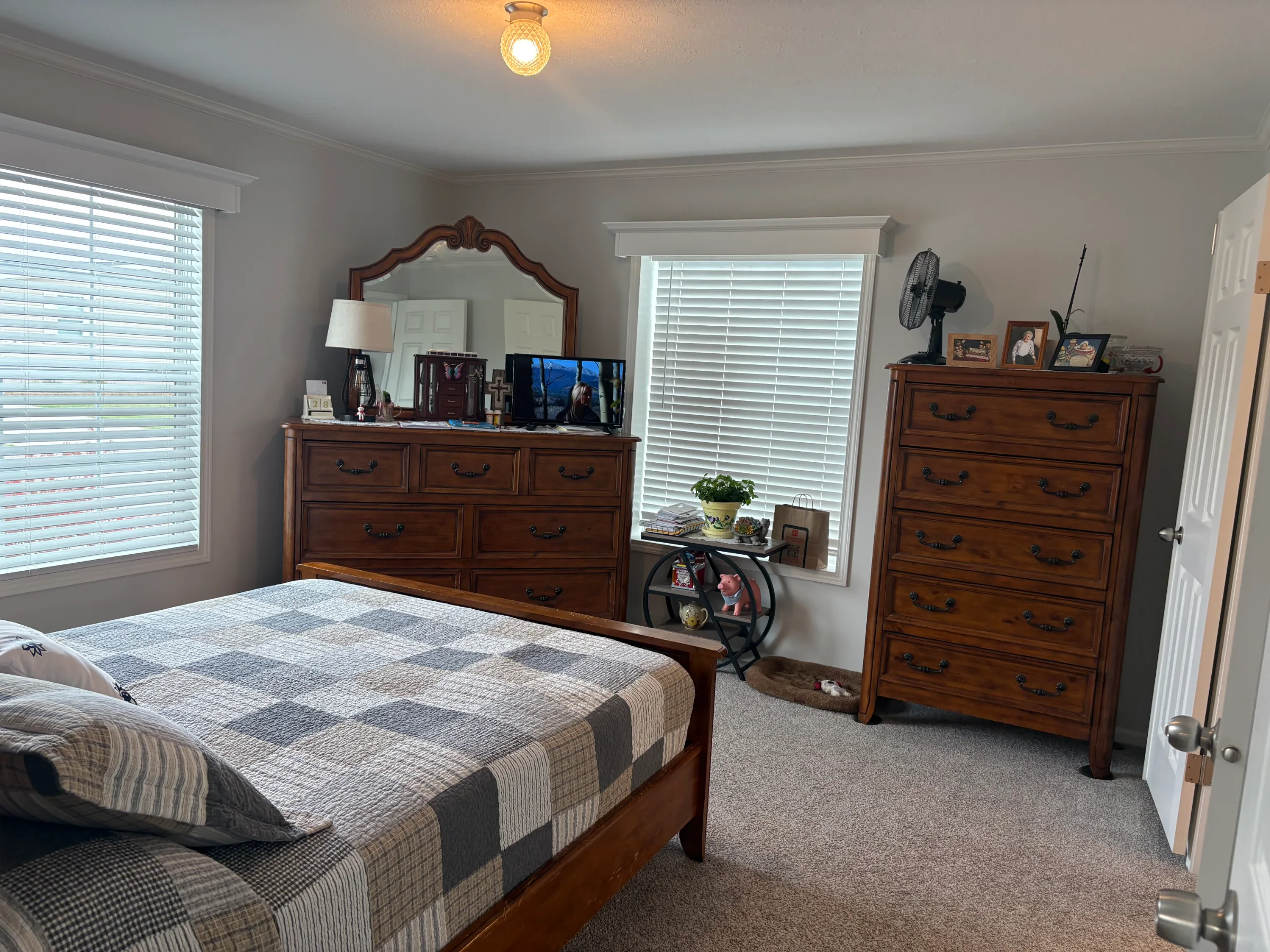 57613 Fuller Ct manufactured home in Millstone Pond, Lenox, MI — photo 17