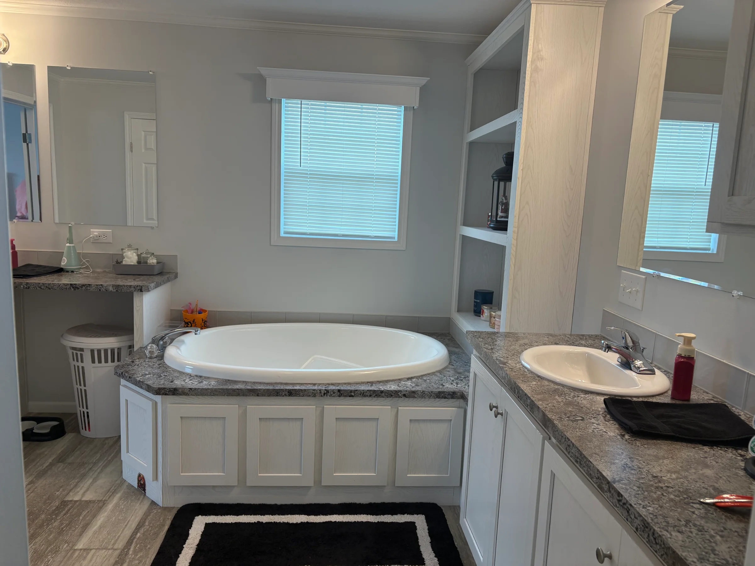 57613 Fuller Ct manufactured home in Millstone Pond, Lenox, MI — photo 22