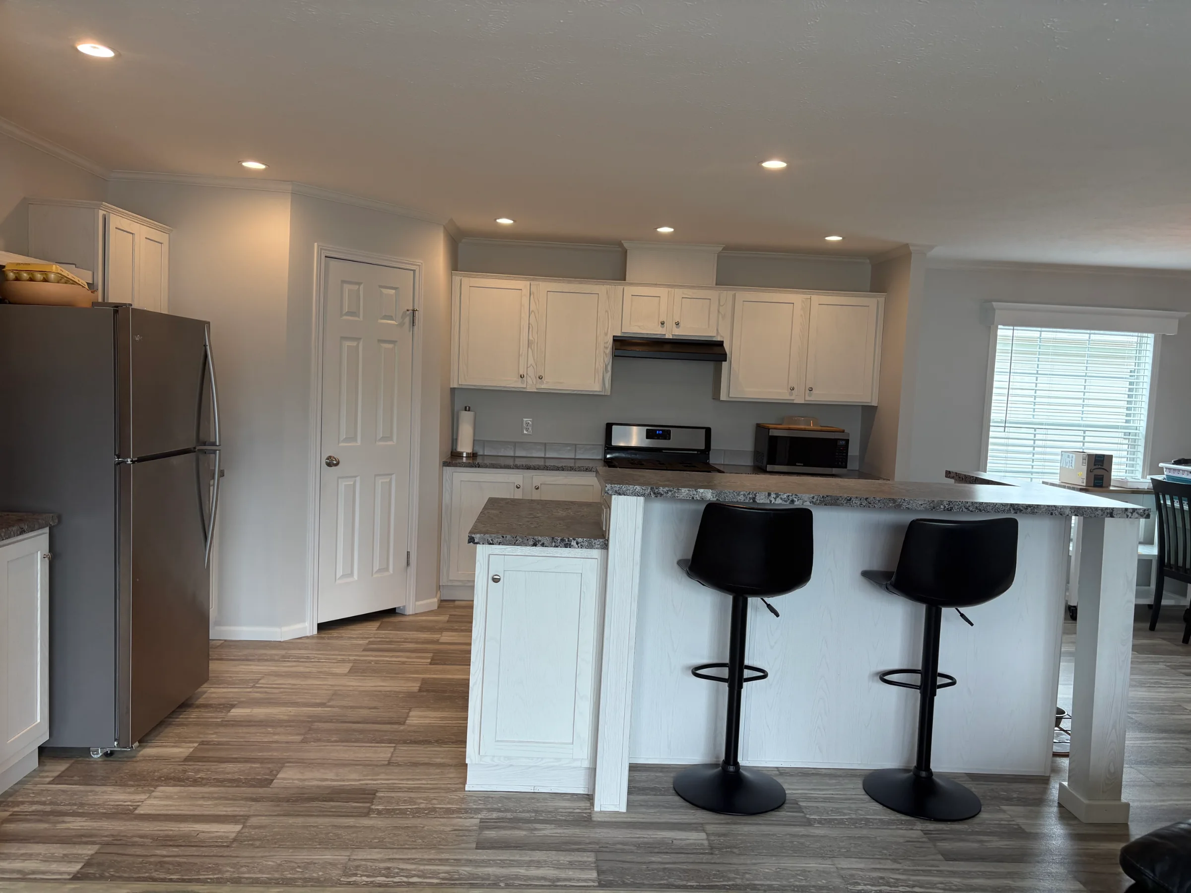 57613 Fuller Ct manufactured home in Millstone Pond, Lenox, MI — photo 9