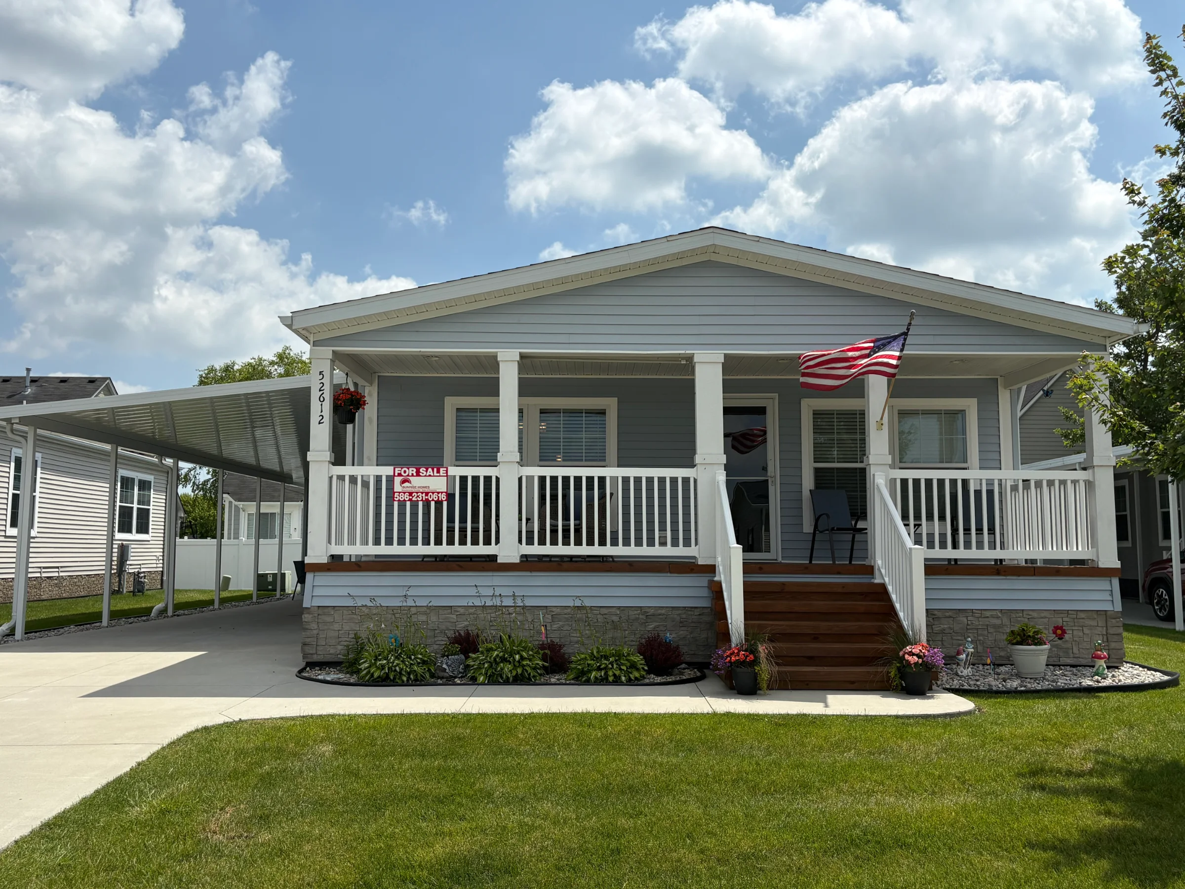 52612 Springfield Court manufactured home in Pine Crest Estates, Chesterfield, MI