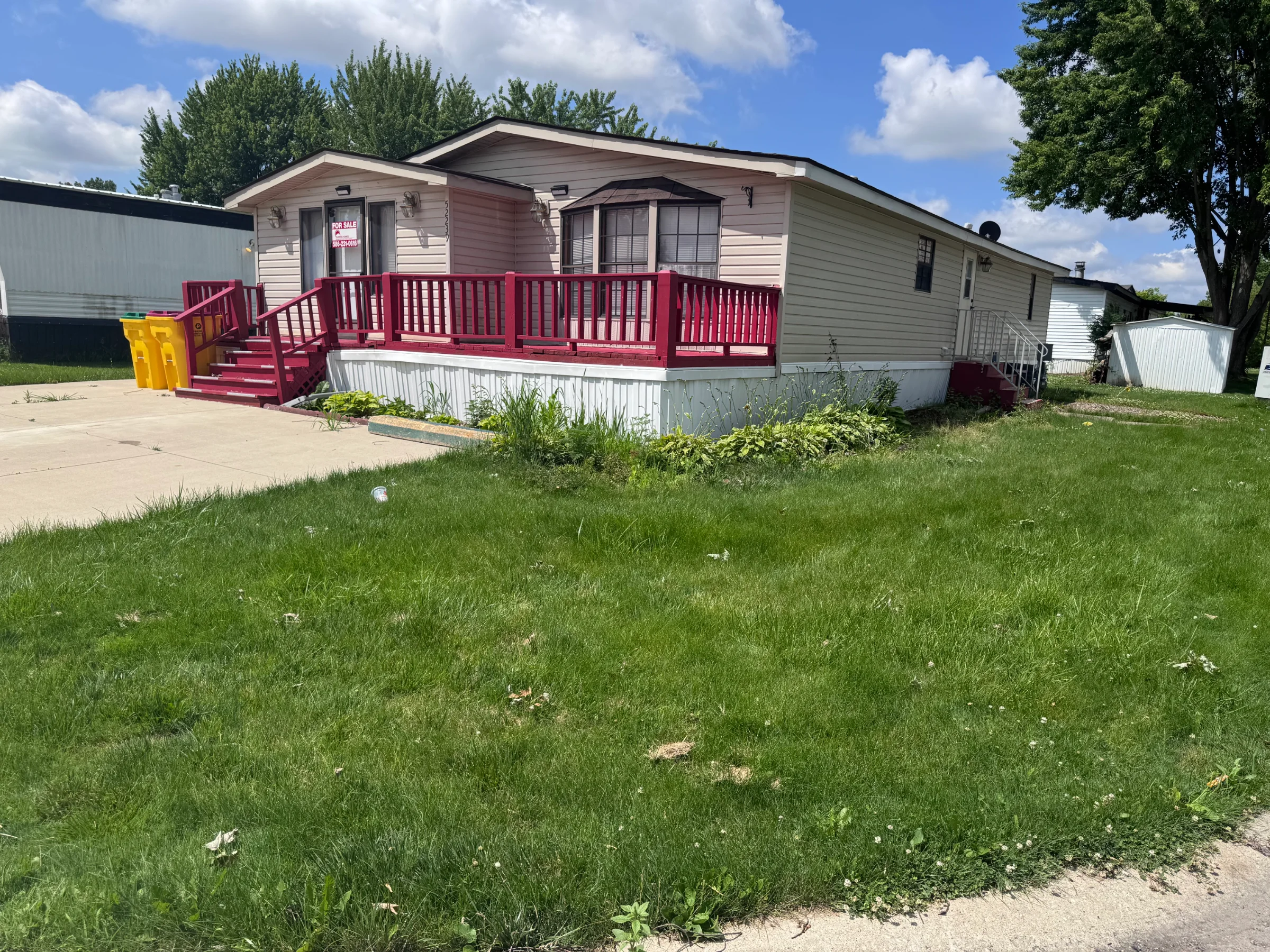52239 Oxford Lane manufactured home in Carriage Way, Chesterfield, MI — photo 3