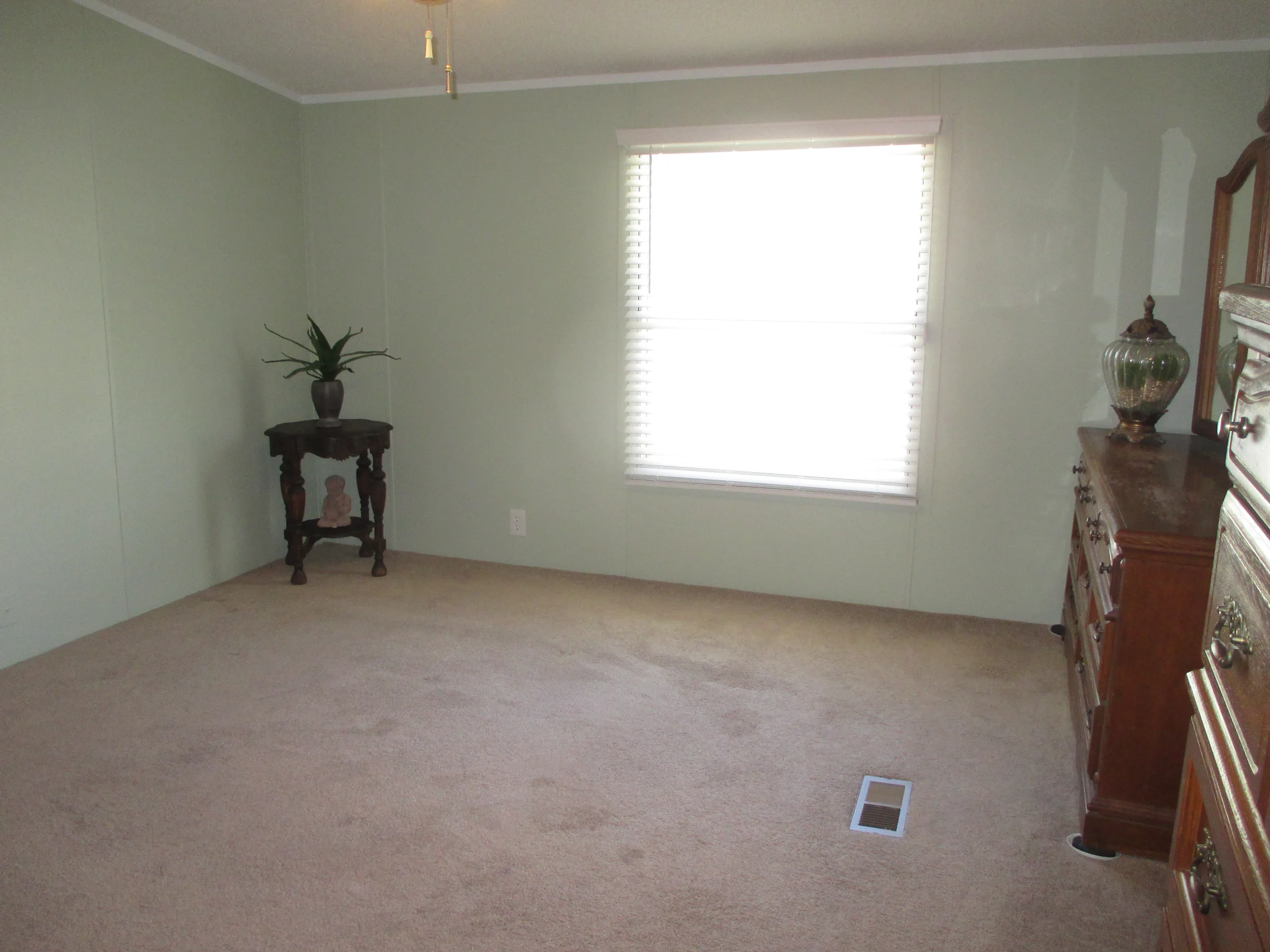 40684 Heath Court manufactured home in Rudgate Manor, Sterling Heights, MI — photo 9