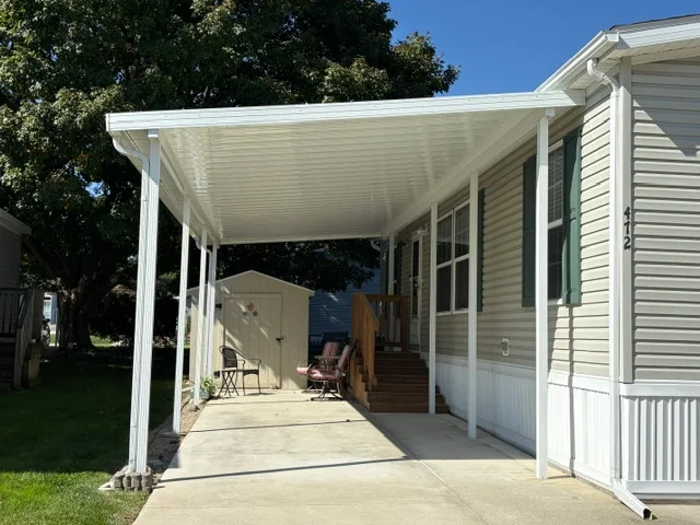 472 Flamingo St manufactured home in Avon on the Lake Senior Community, Rochester Hills, MI — photo 4
