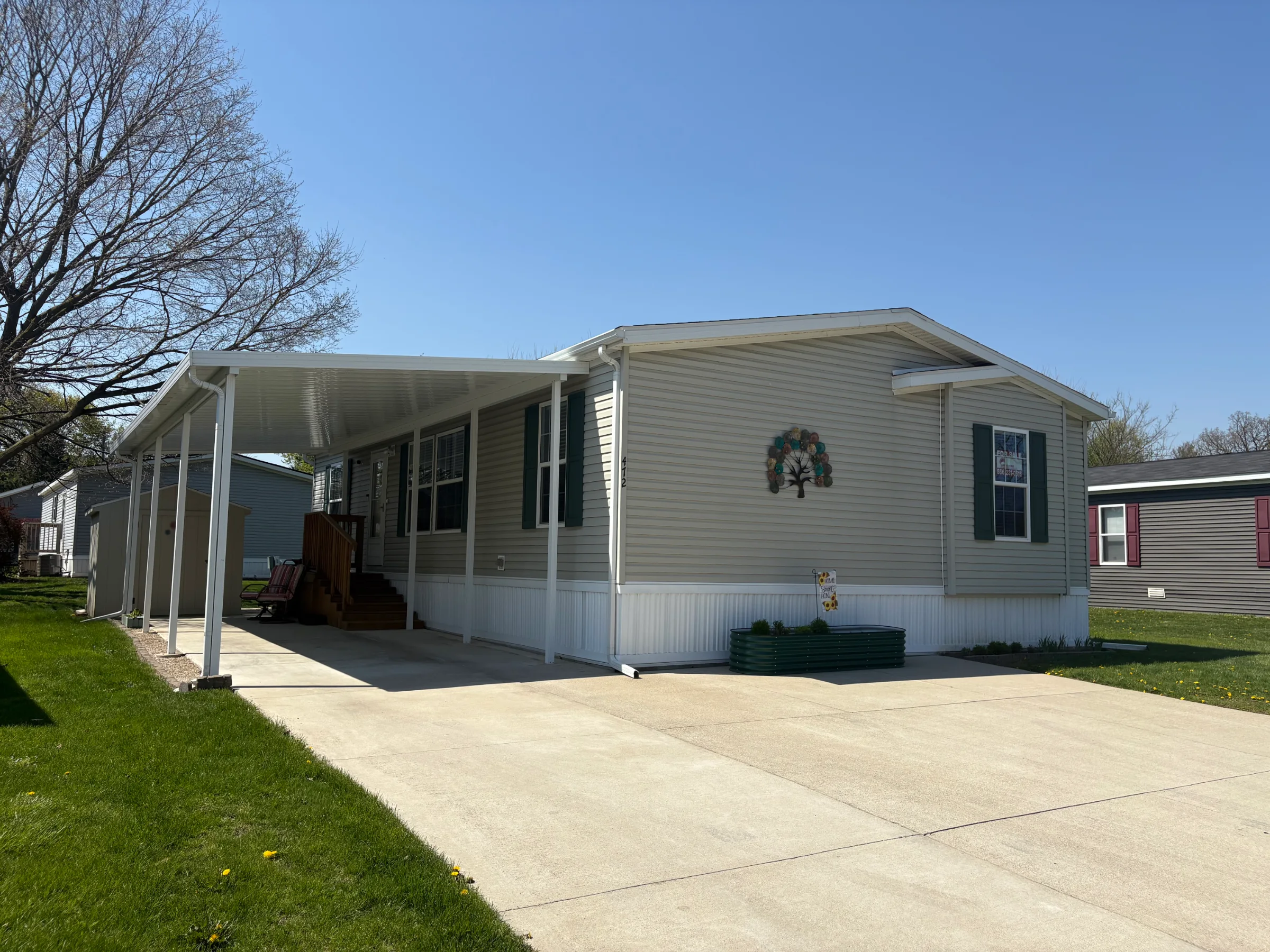 472 Flamingo St manufactured home in Avon on the Lake Senior Community, Rochester Hills, MI — photo 3