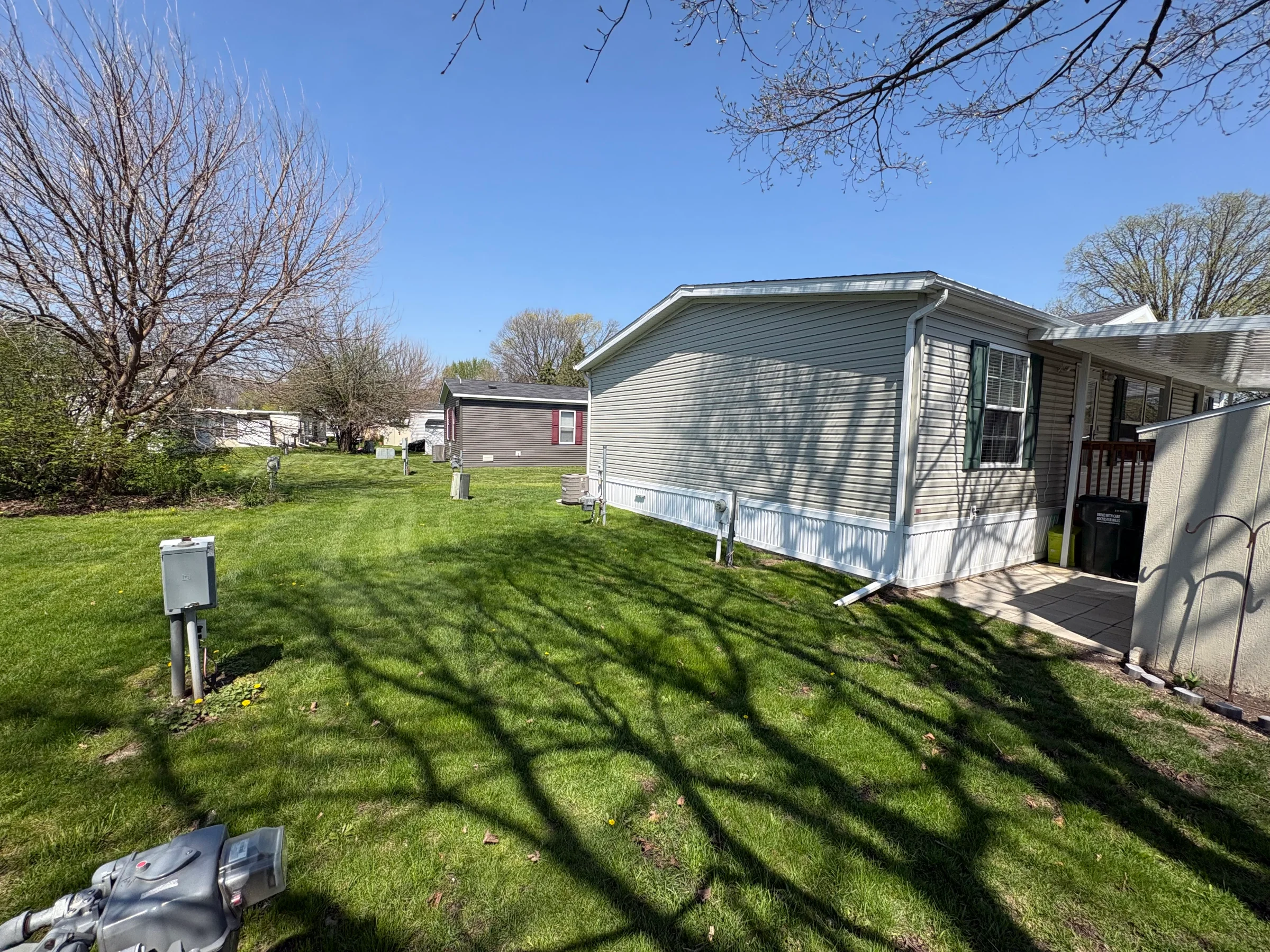 472 Flamingo St manufactured home in Avon on the Lake Senior Community, Rochester Hills, MI — photo 6