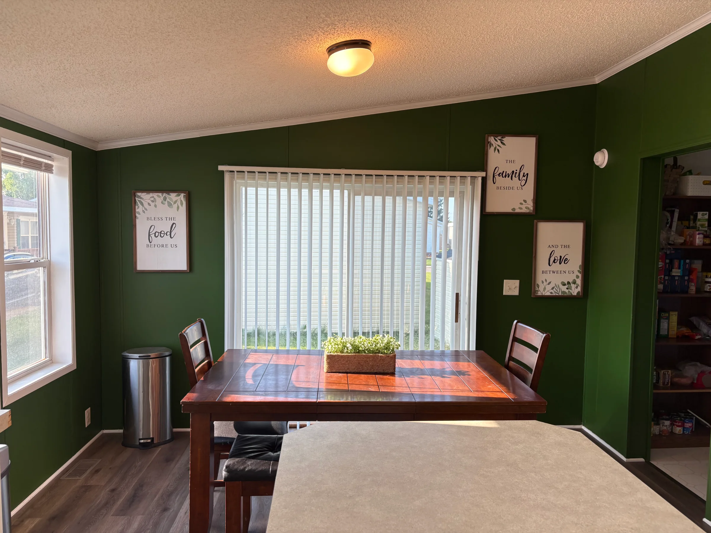 33313 Fern Court manufactured home in Meadow Creek, New Haven, MI — photo 11