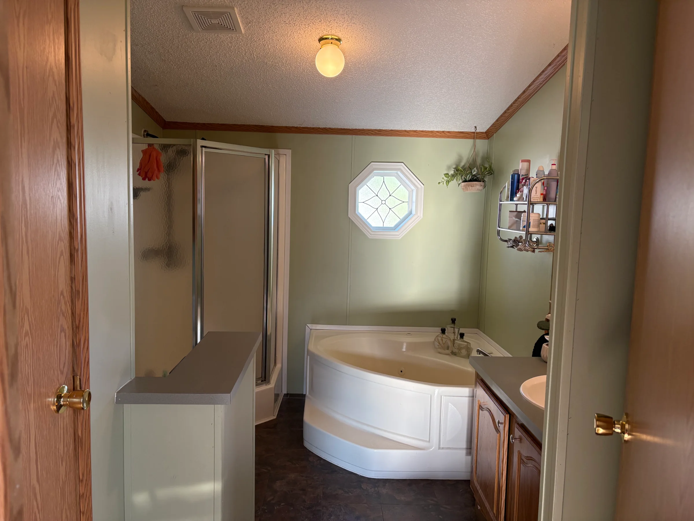 33313 Fern Court manufactured home in Meadow Creek, New Haven, MI — photo 15