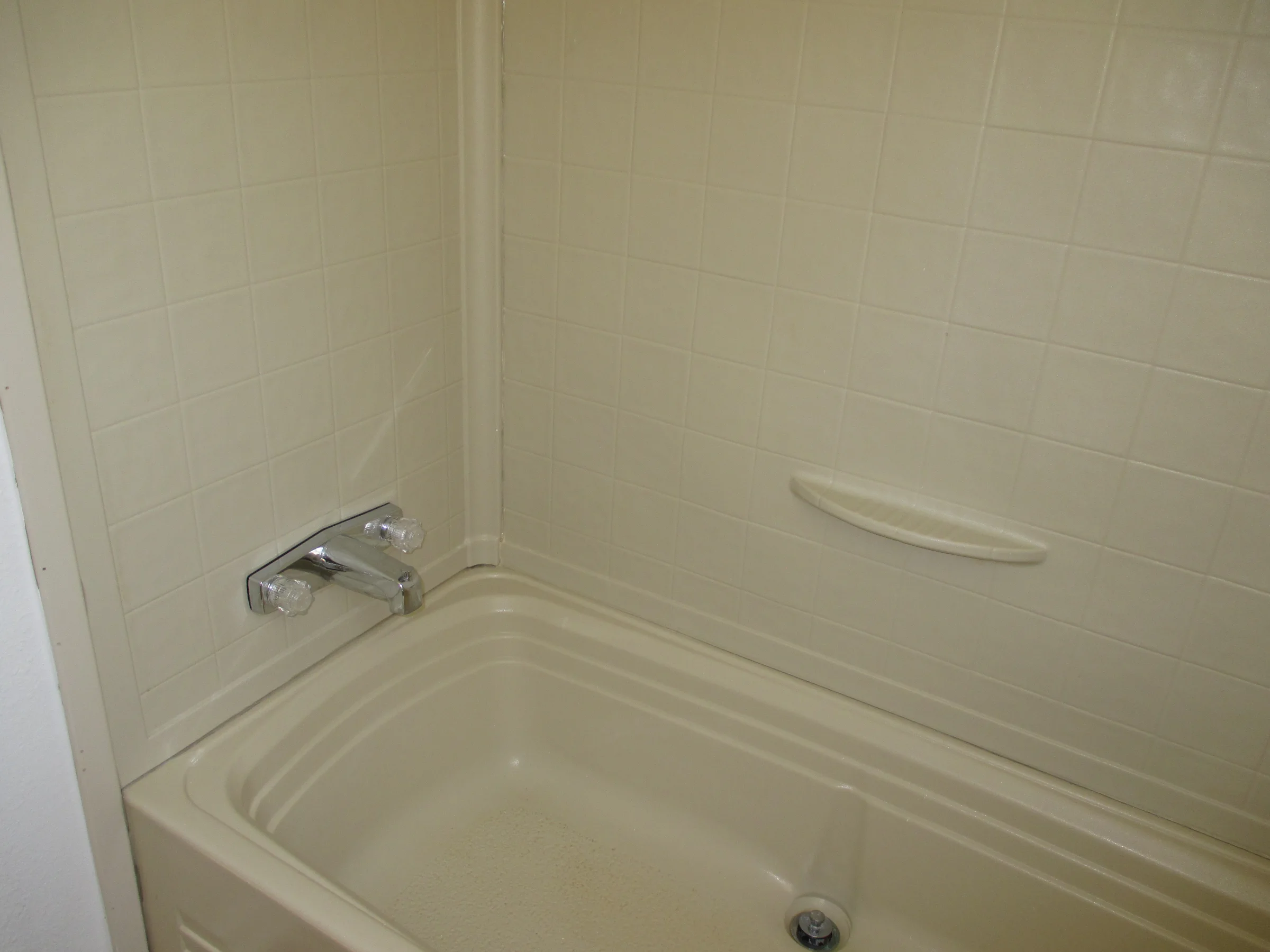 190 Brentwood Circle manufactured home in Cranberry Lake Senior Community, White Lake, MI — photo 28