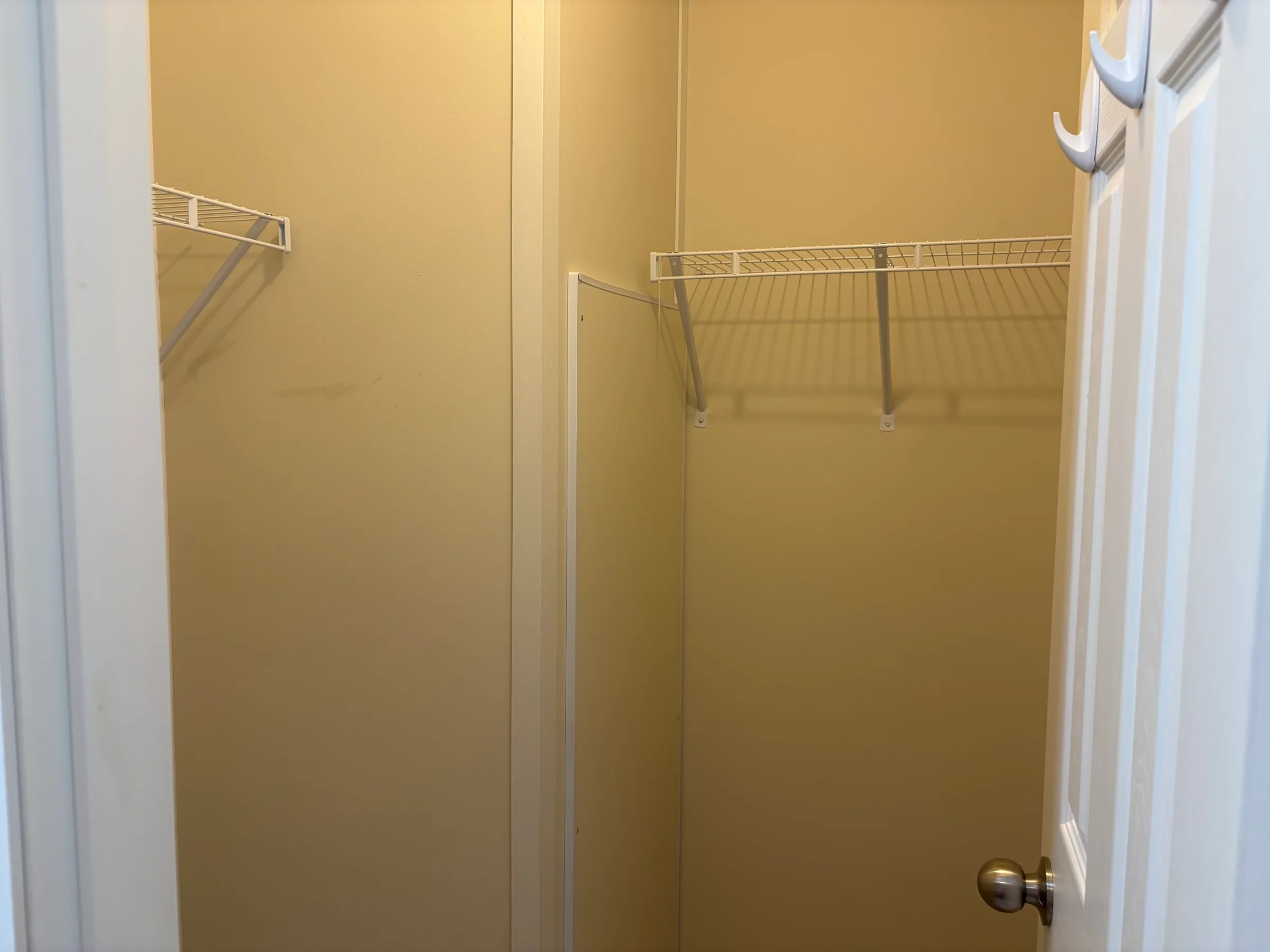 450 Flamingo Street manufactured home in Avon on the Lake Senior Community, Rochester Hills, MI — photo 15