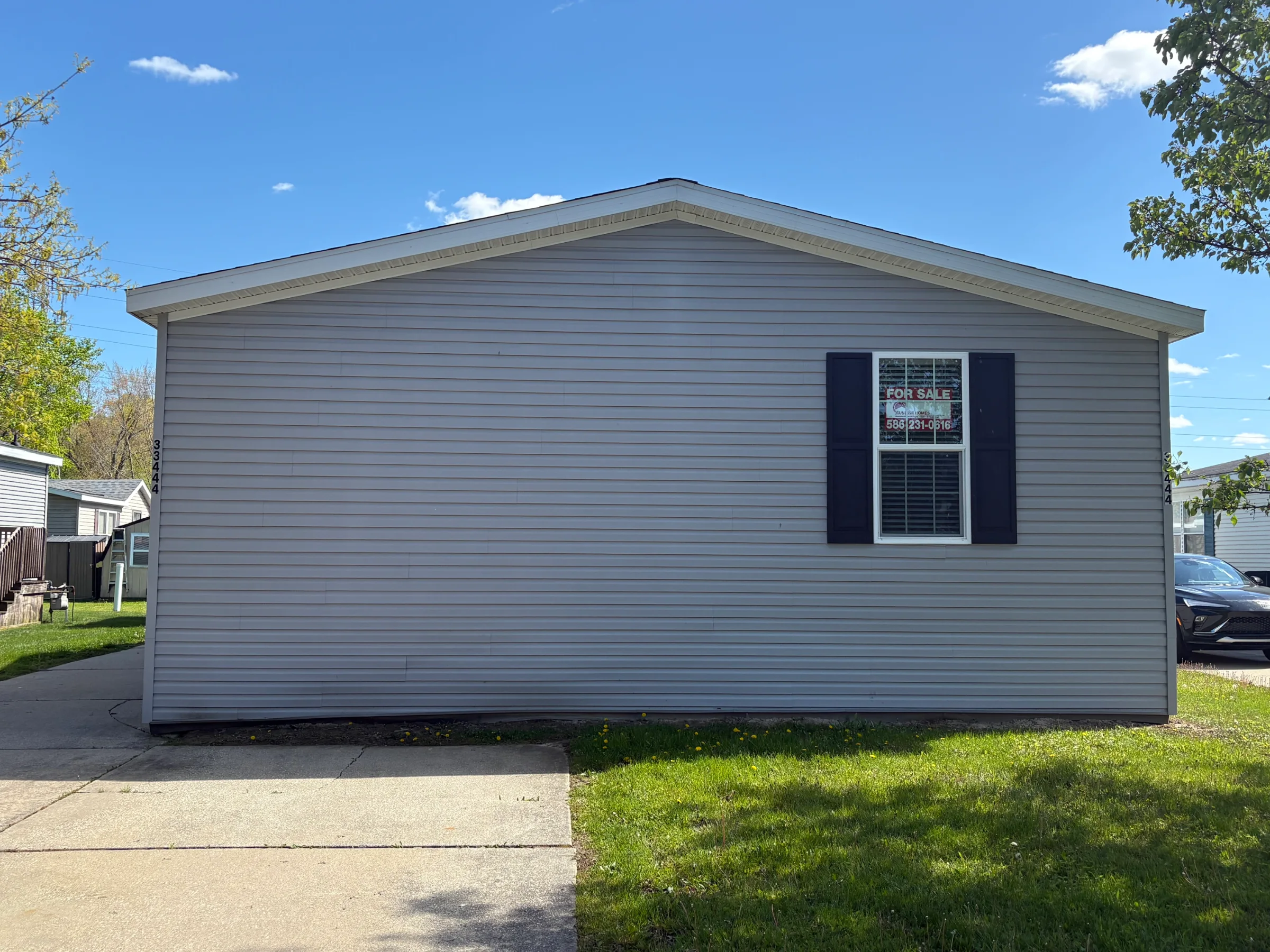 33444 Gladiola Court manufactured home in Meadow Creek, New Haven, MI — photo 3