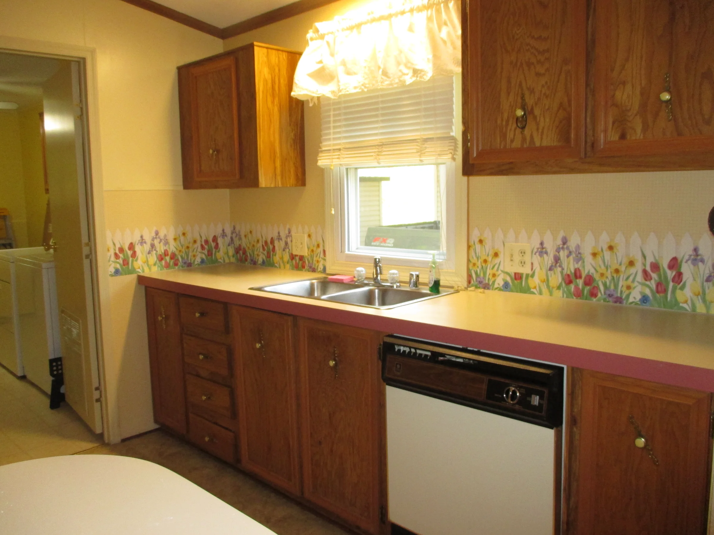 11953 Hemlock Court manufactured home in Shelby West, Shelby Township, MI — photo 18