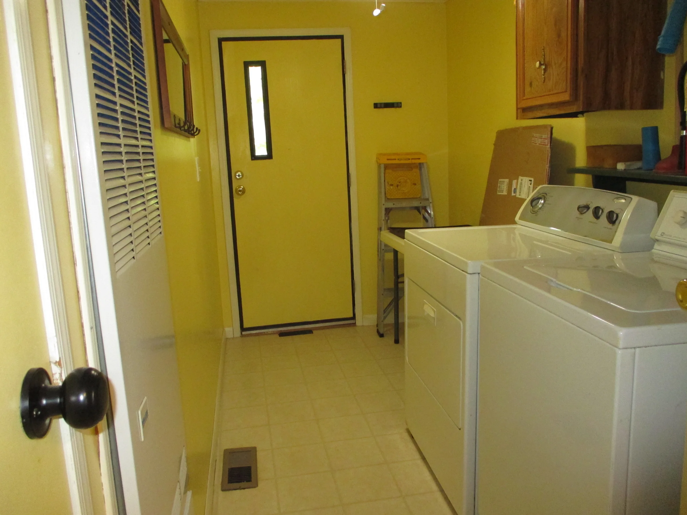 11953 Hemlock Court manufactured home in Shelby West, Shelby Township, MI — photo 21