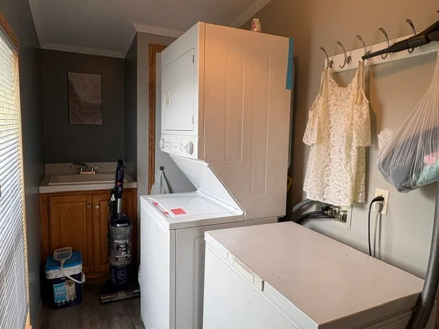 37074 Grindstone Trl manufactured home in Millstone Pond, Lenox, MI — photo 17