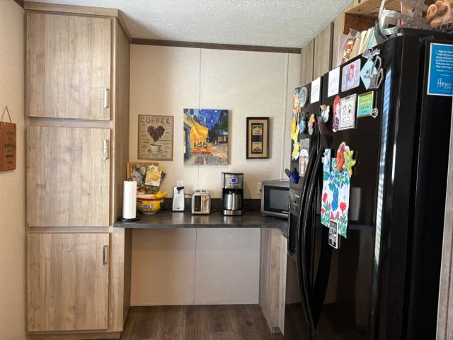 57545 Miller Ct manufactured home in Millstone Pond, Lenox, MI — photo 13