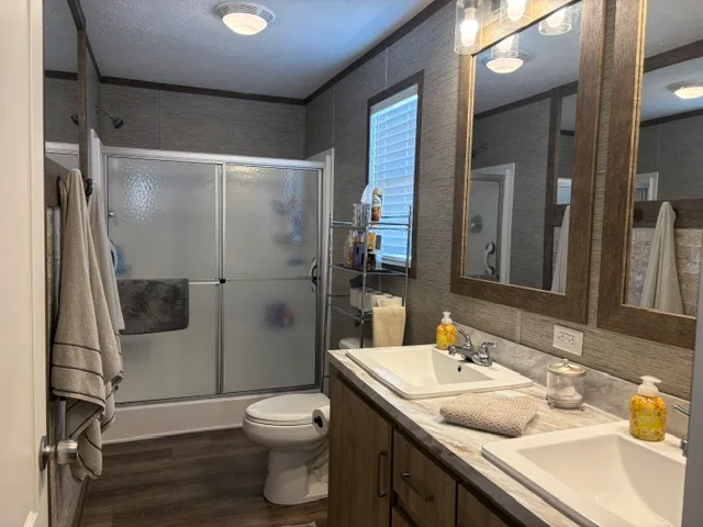 57545 Miller Ct manufactured home in Millstone Pond, Lenox, MI — photo 17