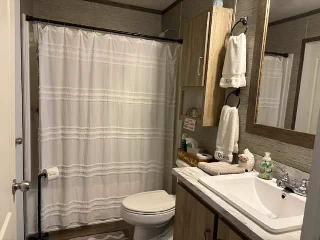 57545 Miller Ct manufactured home in Millstone Pond, Lenox, MI — photo 20
