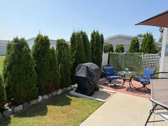 57545 Miller Ct manufactured home in Millstone Pond, Lenox, MI — photo 4
