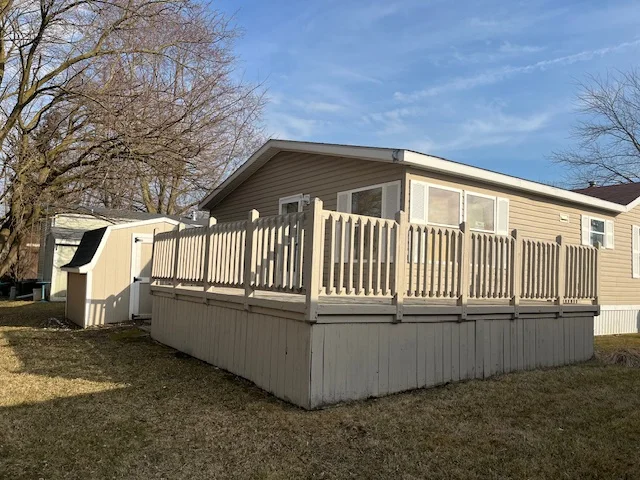 29691 Georgetown Drive manufactured home in Carriage Way, Chesterfield, MI