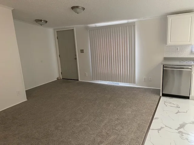 29691 Georgetown Drive manufactured home in Carriage Way, Chesterfield, MI — photo 11