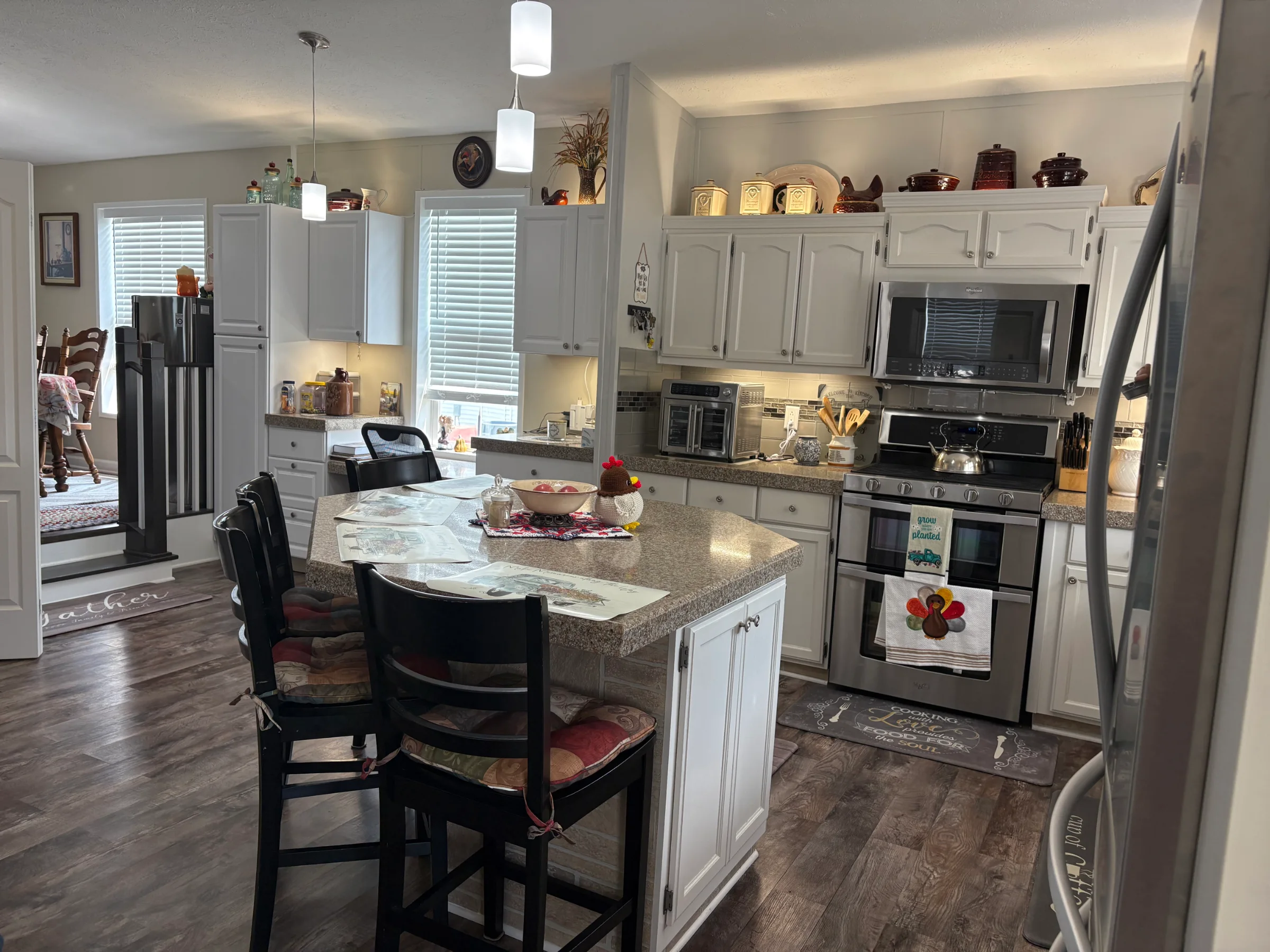 37765 N Millstone Pond Blvd manufactured home in Millstone Pond, Lenox, MI — photo 10