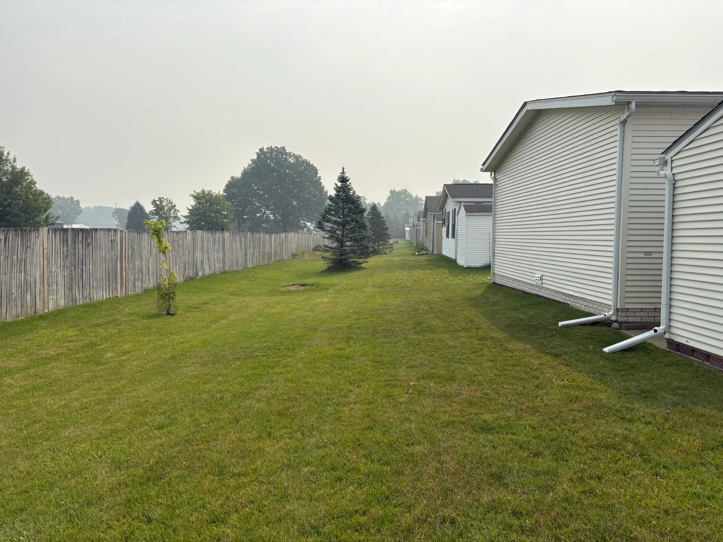 37765 N Millstone Pond Blvd manufactured home in Millstone Pond, Lenox, MI — photo 4