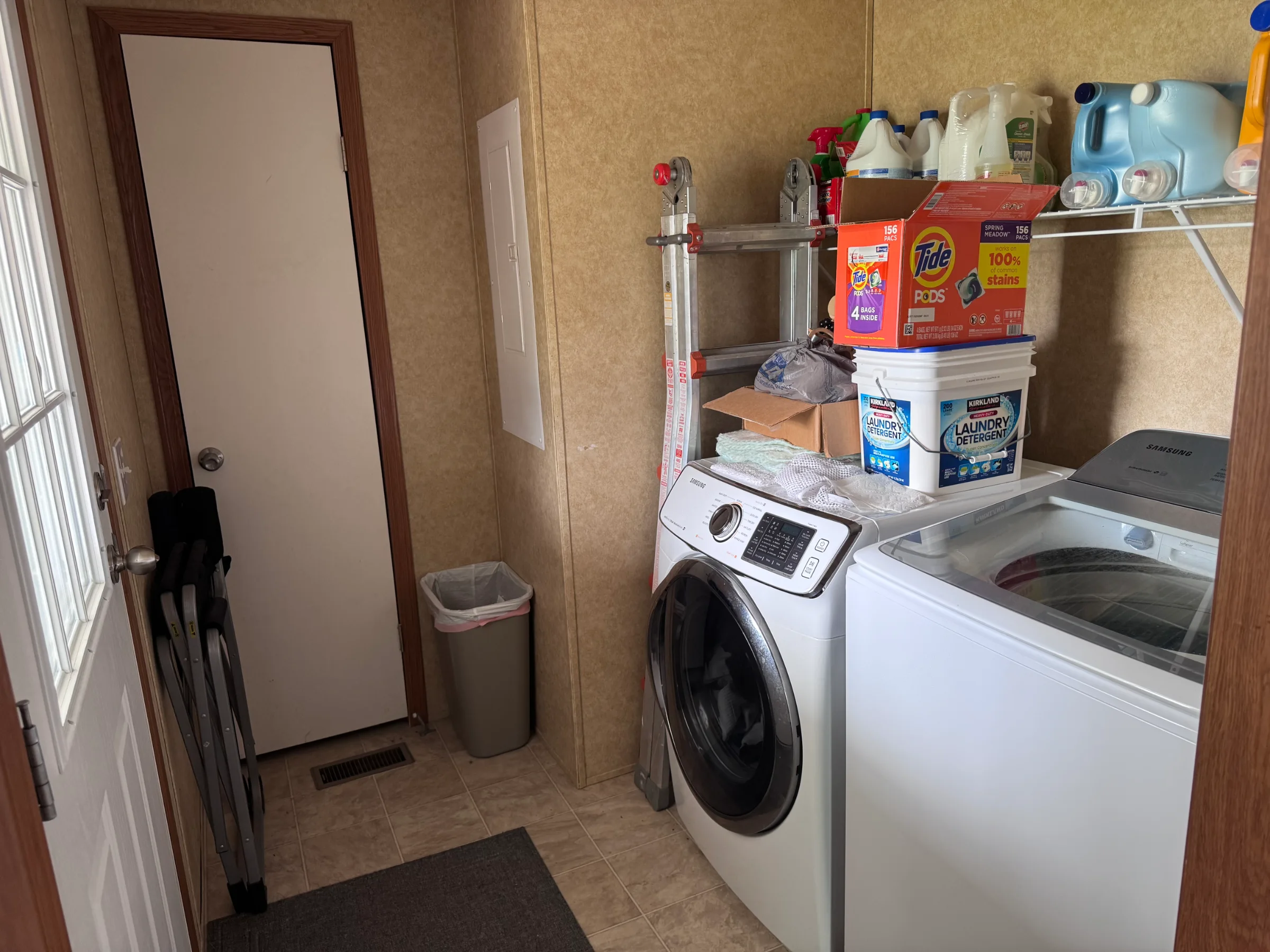 17008 Oliver Drive manufactured home in Camelot Villa Macomb, Macomb, MI — photo 14