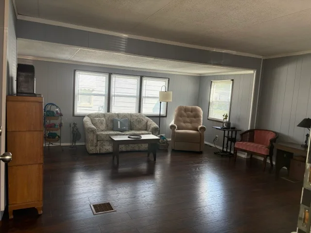 268 Toucan St. manufactured home in Avon on the Lake Senior Community, Rochester Hills, MI — photo 9