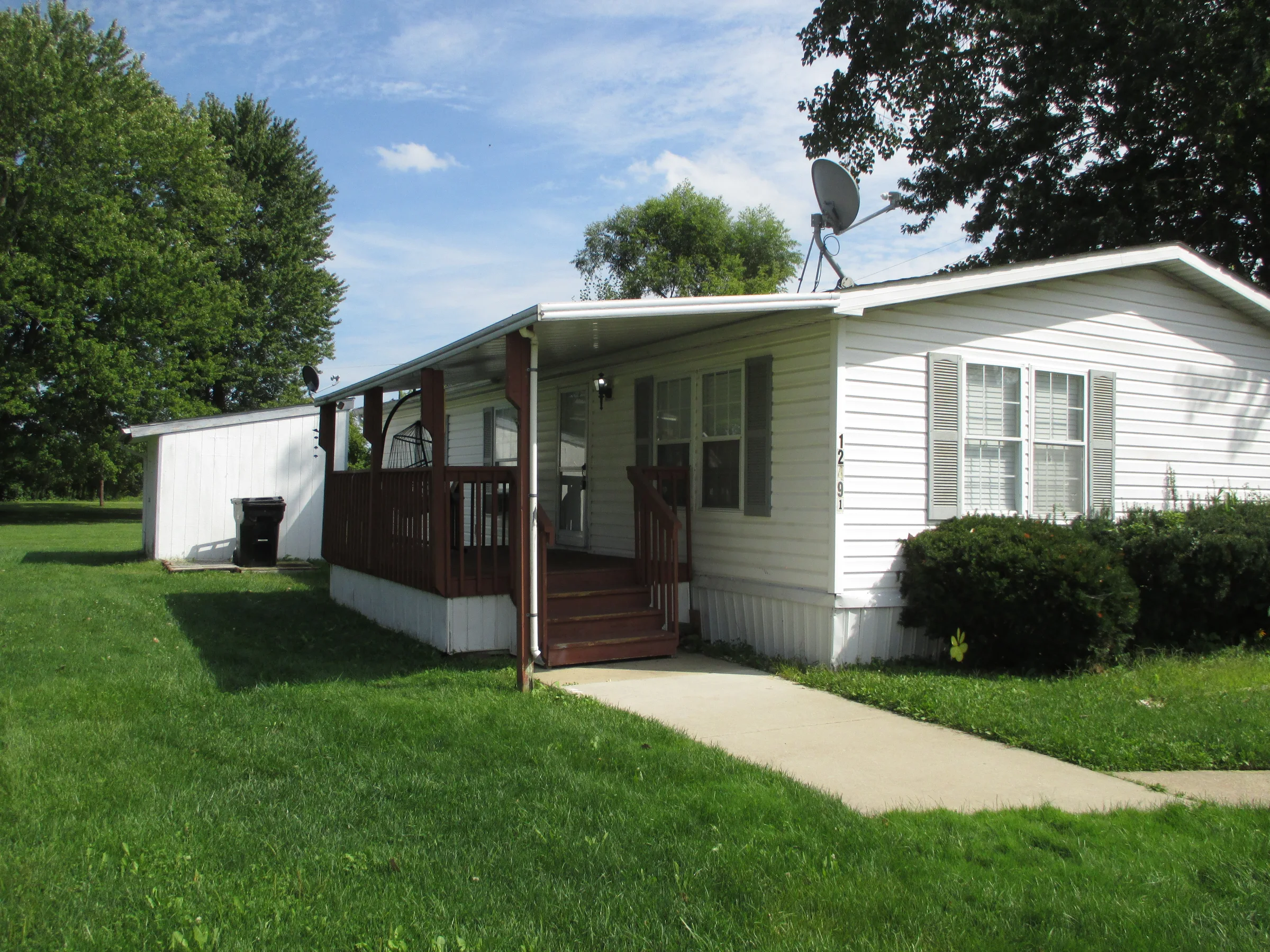 12491 St. Michel manufactured home in Springbrook Estates, Romeo, MI — photo 1