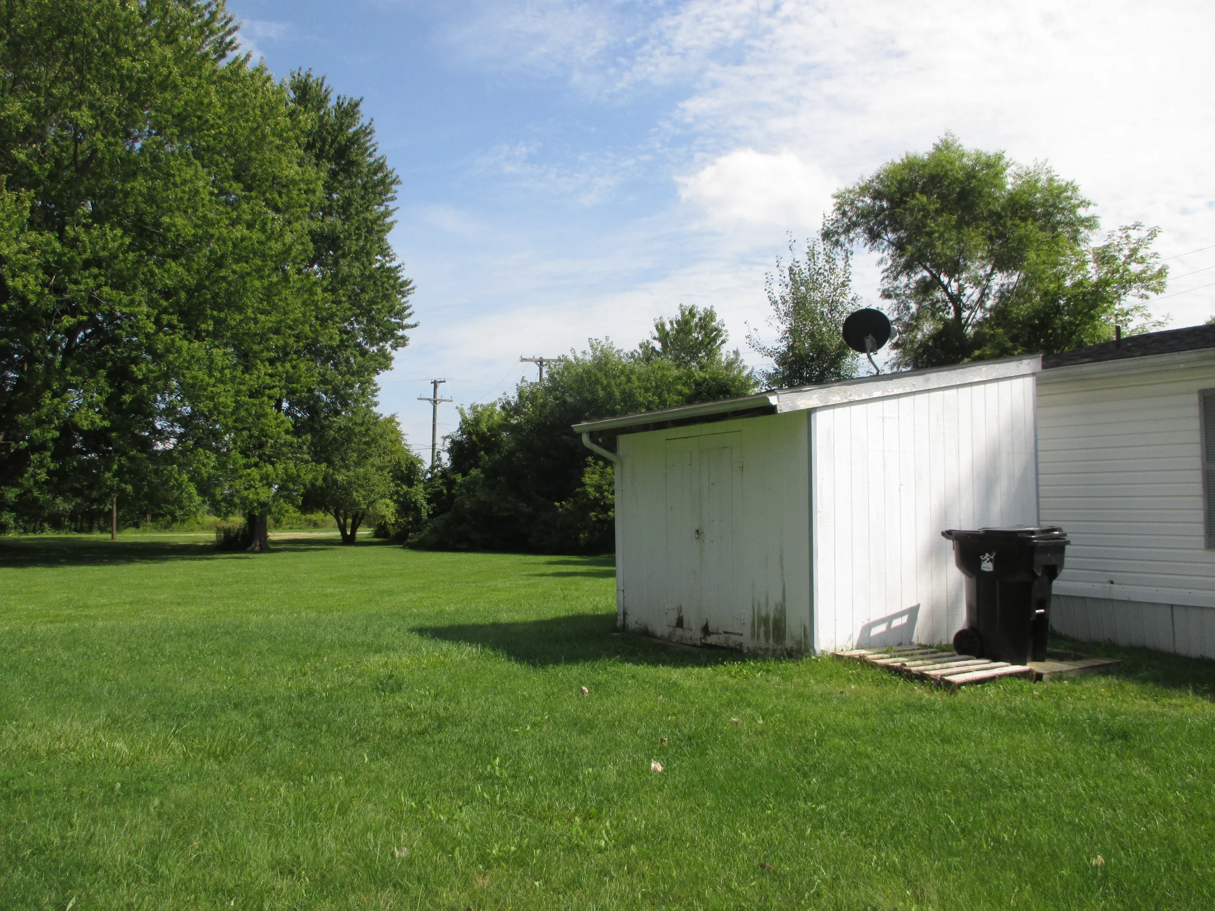 12491 St. Michel manufactured home in Springbrook Estates, Romeo, MI — photo 2