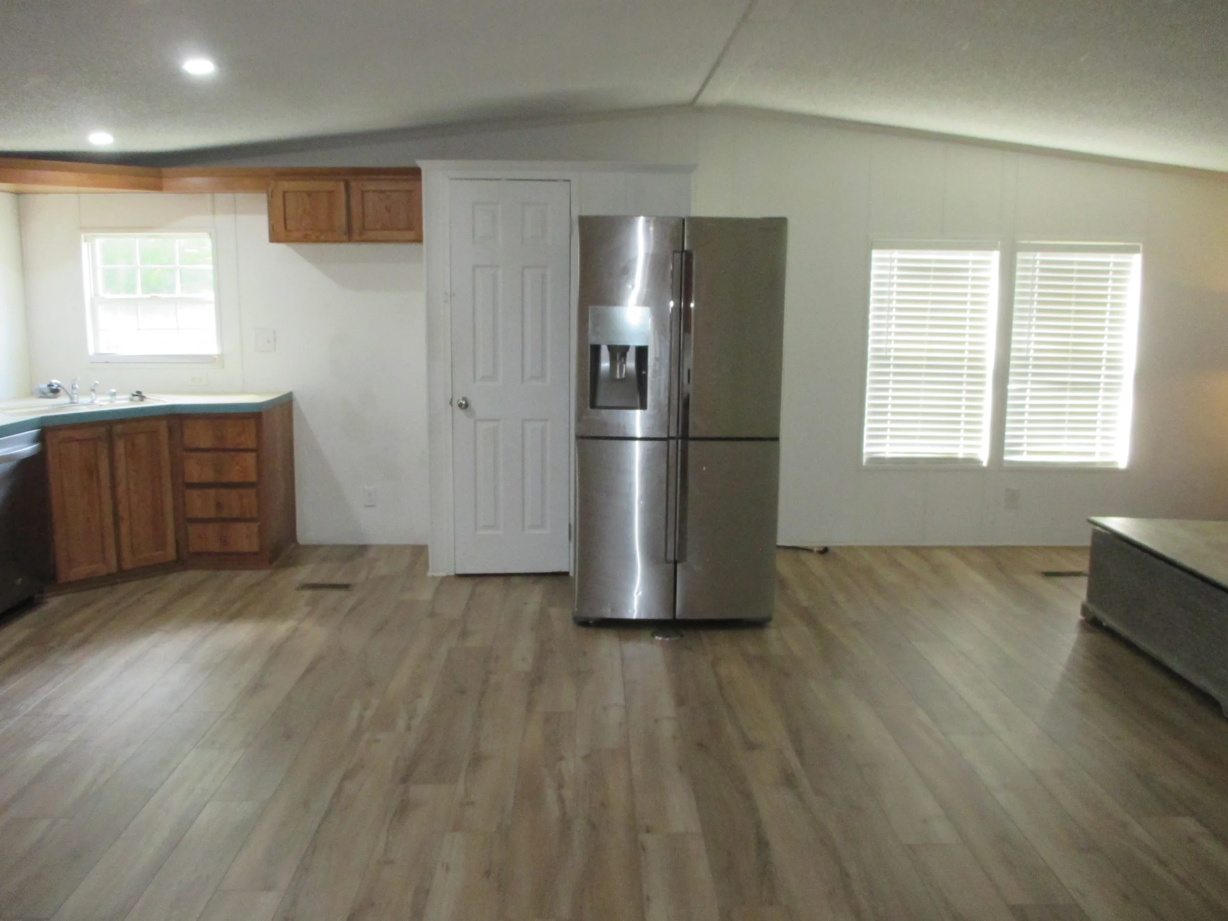 12491 St. Michel manufactured home in Springbrook Estates, Romeo, MI — photo 8