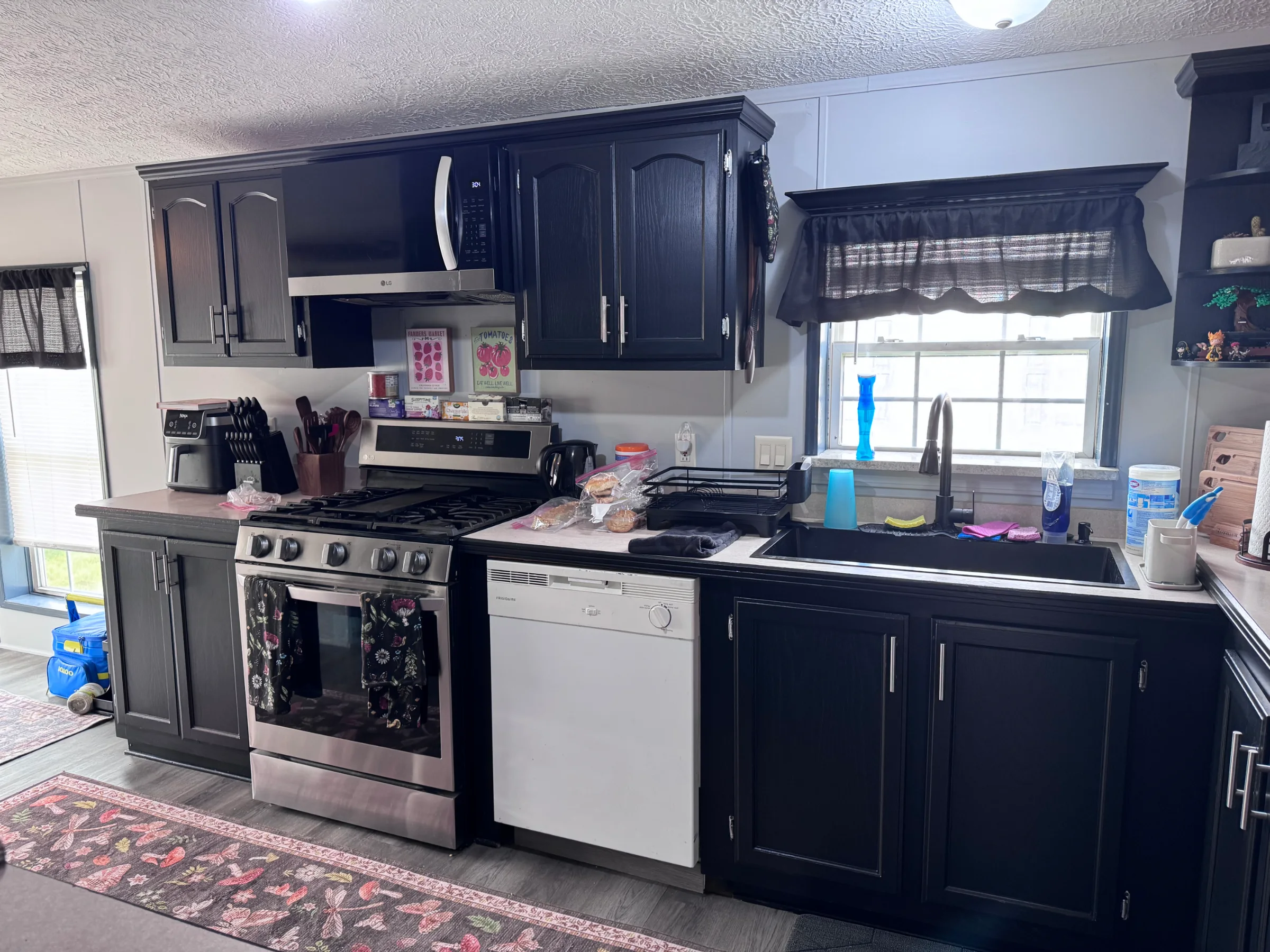 43741 Eureka Drive manufactured home in Silver Springs, Clinton Township, MI — photo 5
