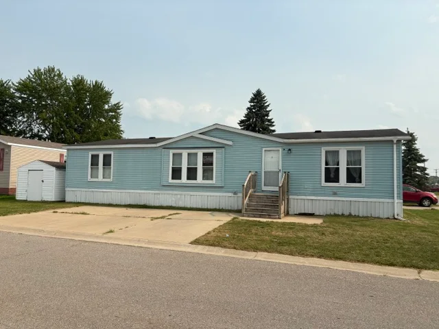 59132 Brandywine Street manufactured home in Riverbrook, New Haven, MI