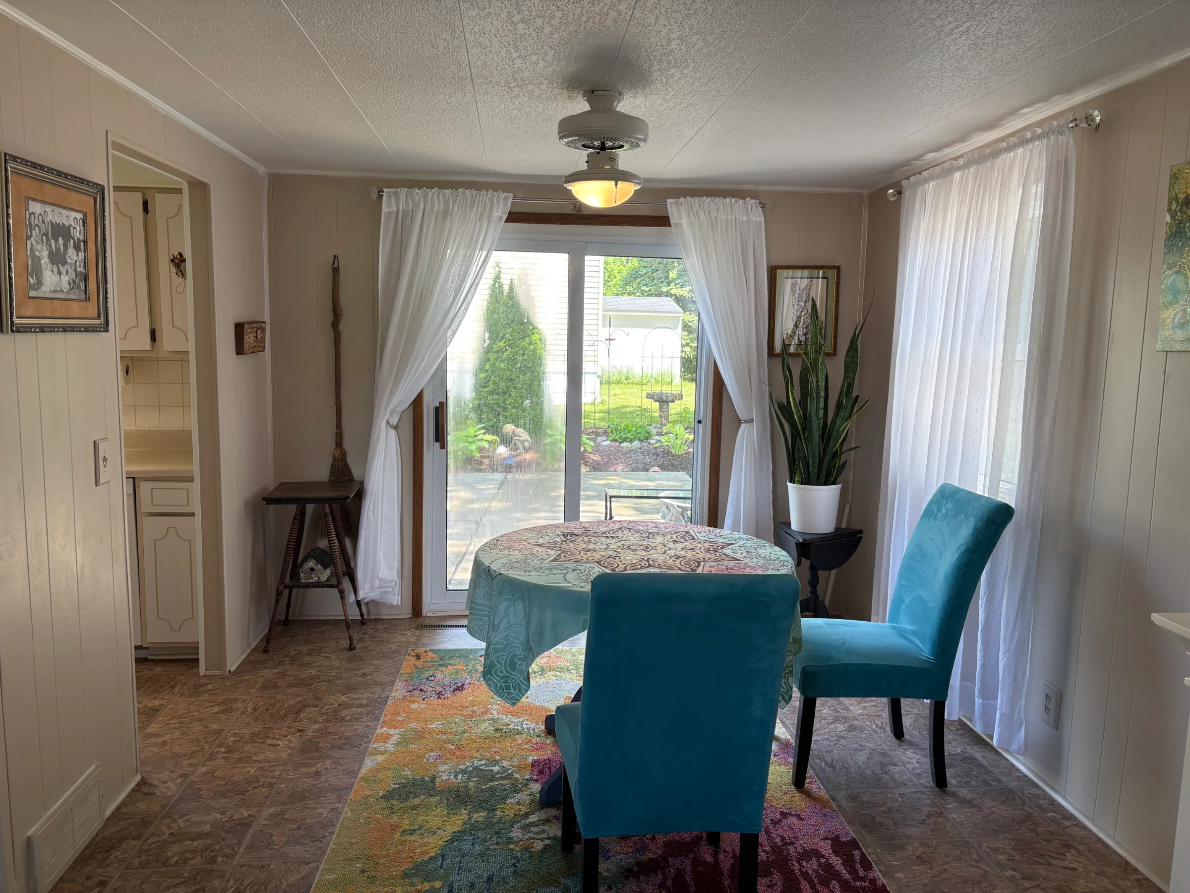 500 Warbler Street manufactured home in Avon on the Lake Senior Community, Rochester Hills, MI — photo 14