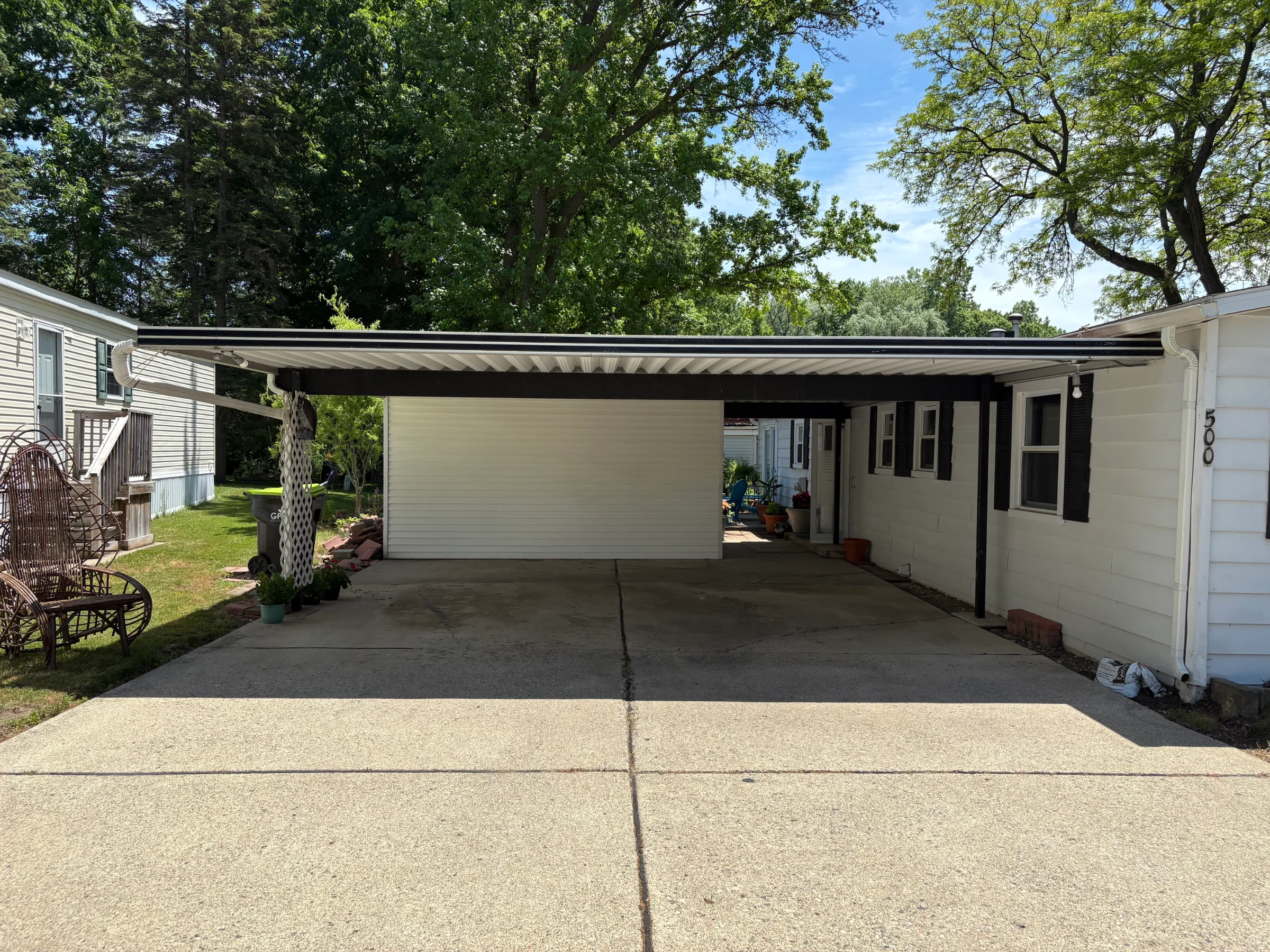 500 Warbler Street manufactured home in Avon on the Lake Senior Community, Rochester Hills, MI — photo 5