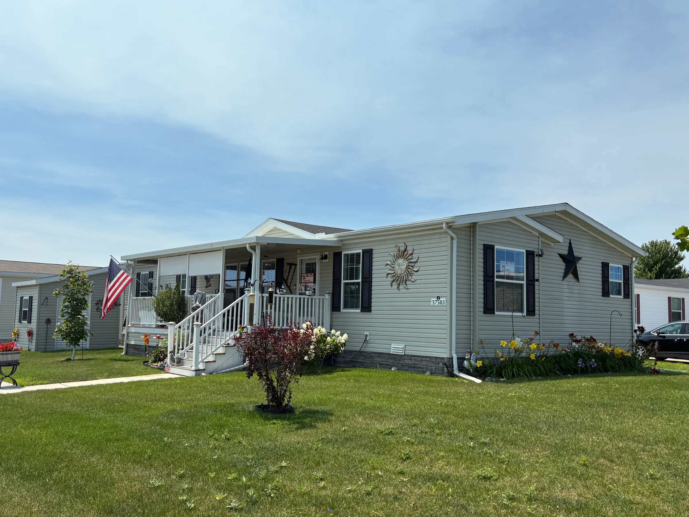 57583 Miller Court manufactured home in Millstone Pond, Lenox, MI