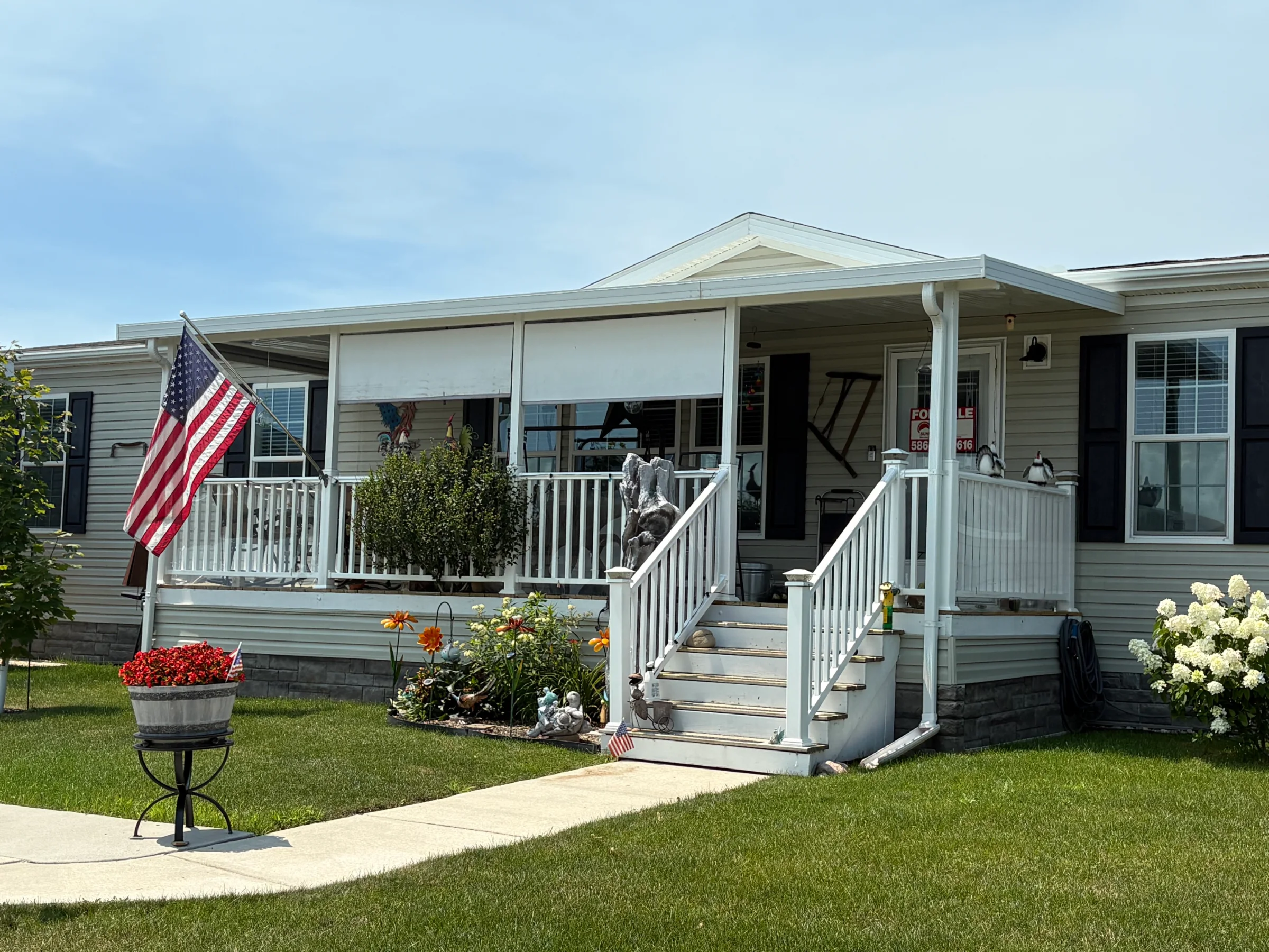 57583 Miller Court manufactured home in Millstone Pond, Lenox, MI — photo 3