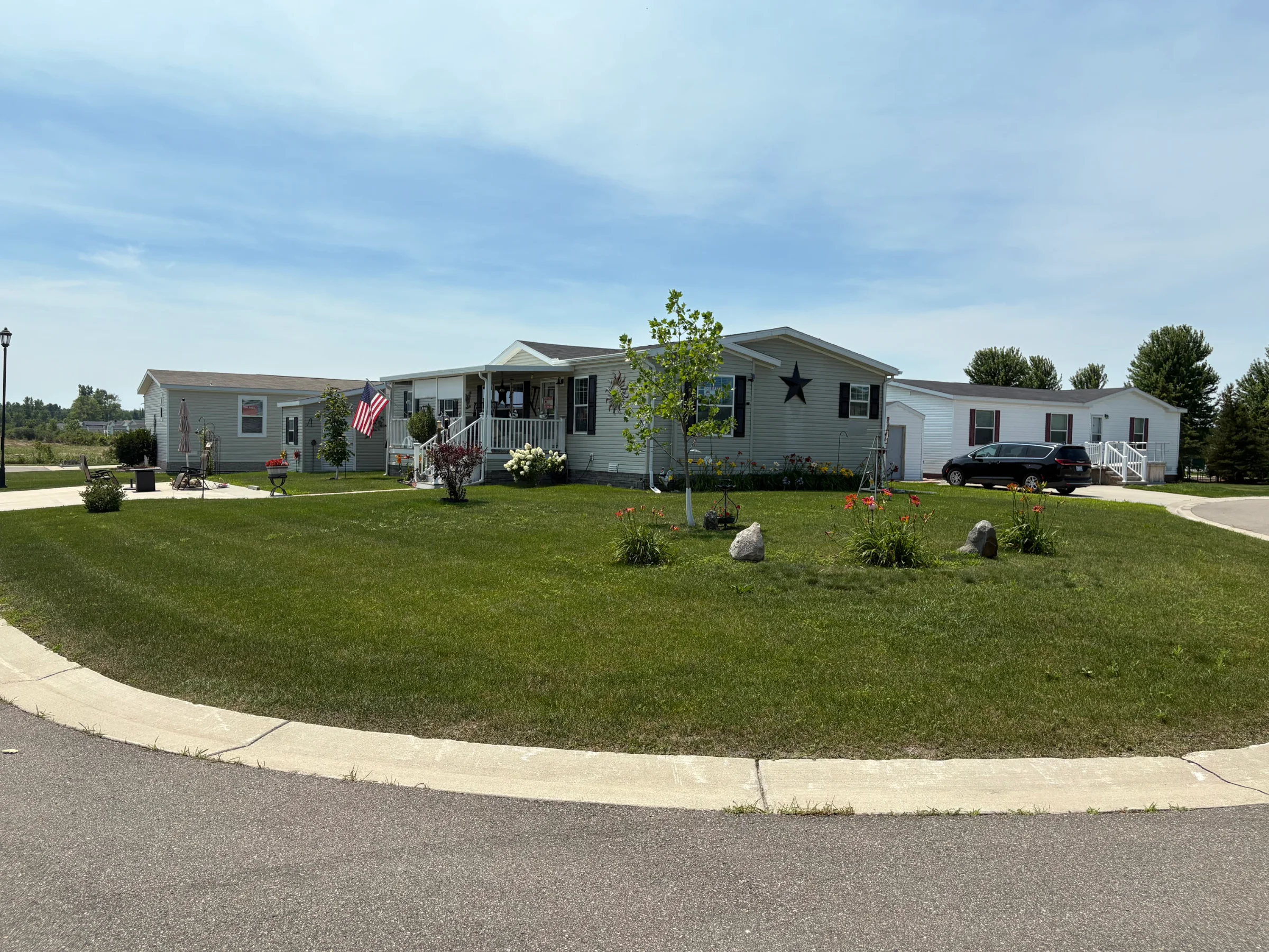 57583 Miller Court manufactured home in Millstone Pond, Lenox, MI — photo 5