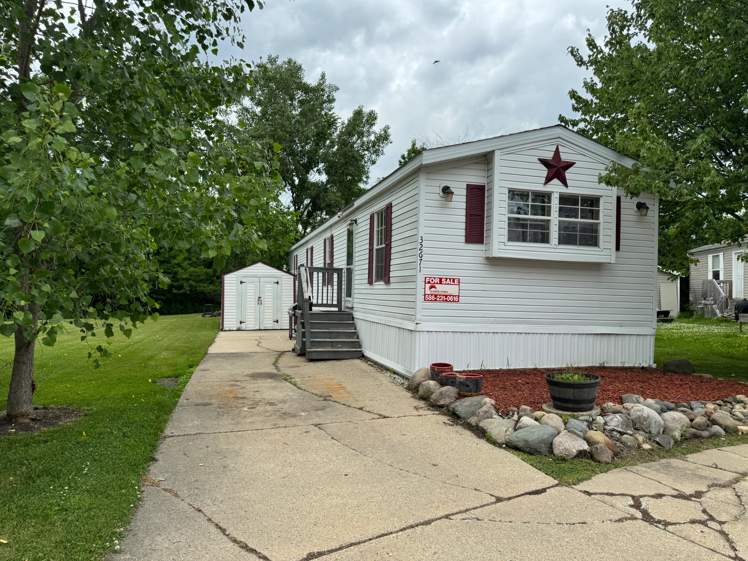 32671 Susan Court manufactured home in Riverbrook, New Haven, MI