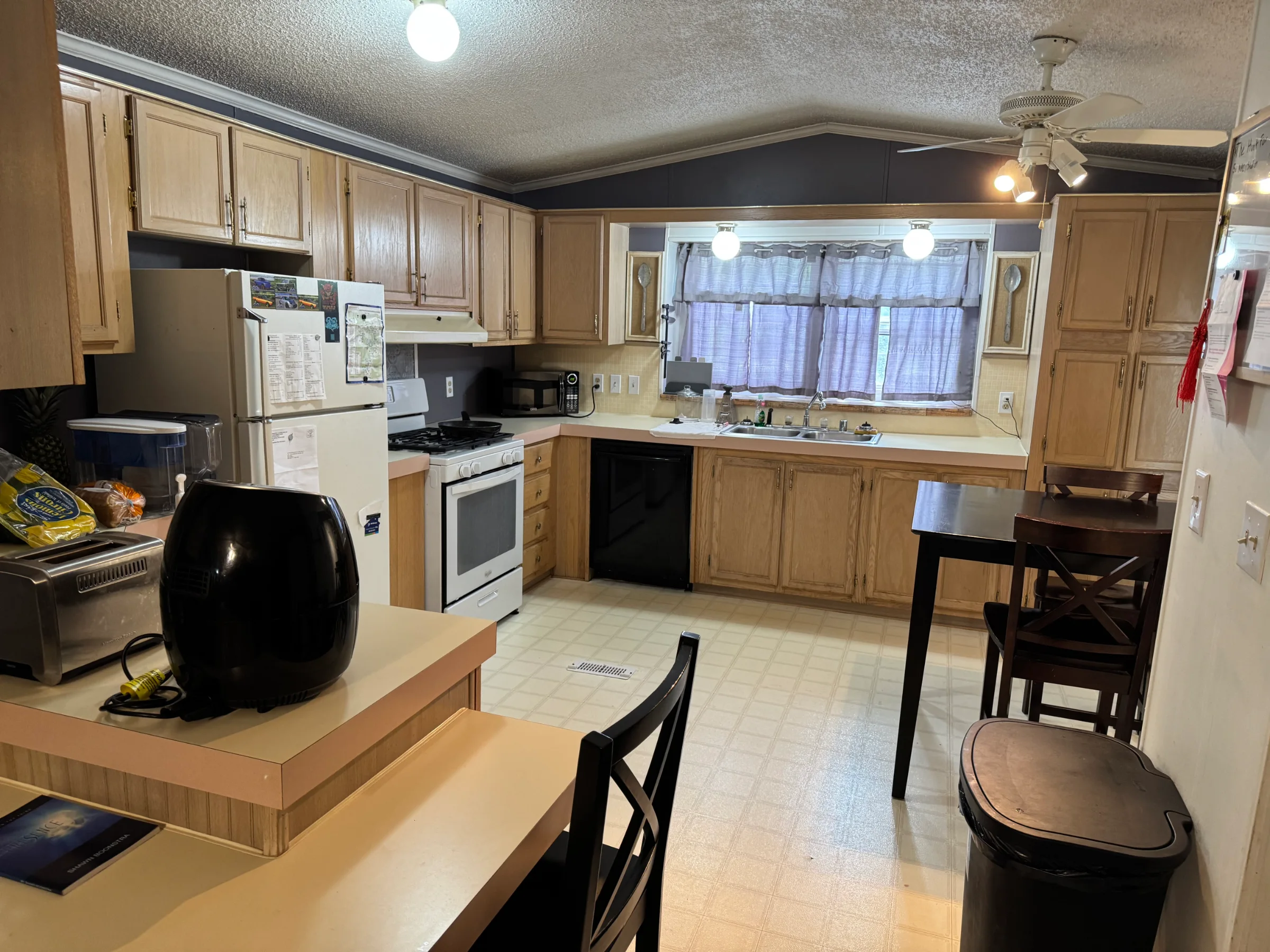 32671 Susan Court manufactured home in Riverbrook, New Haven, MI — photo 7