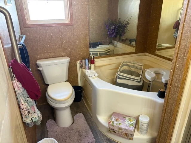 15303 Enchante Drive manufactured home in River's Edge, Clinton Twp, MI — photo 17