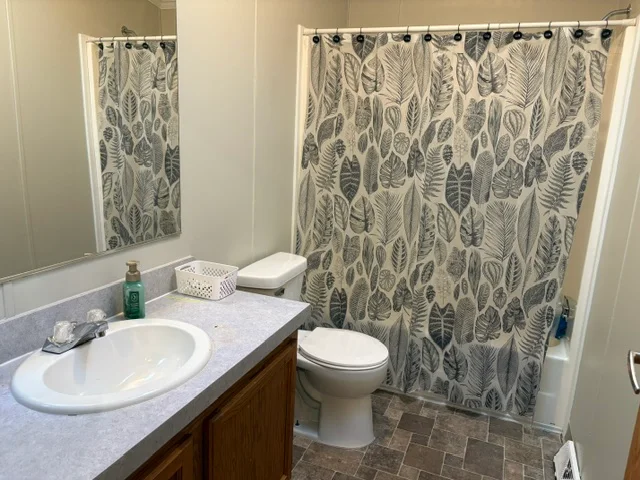 33266 Grove Ct manufactured home in Meadow Creek, New Haven, MI — photo 20