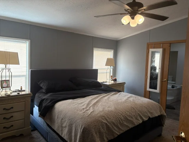 33266 Grove Ct manufactured home in Meadow Creek, New Haven, MI — photo 18
